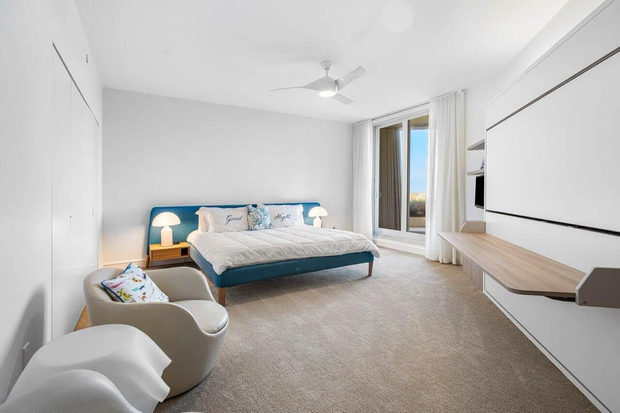 3001 SE Island Point Lane, #12