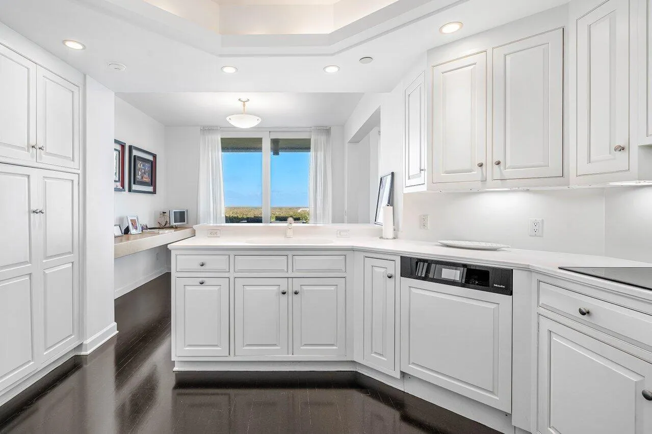 3001 SE Island Point Lane, #12