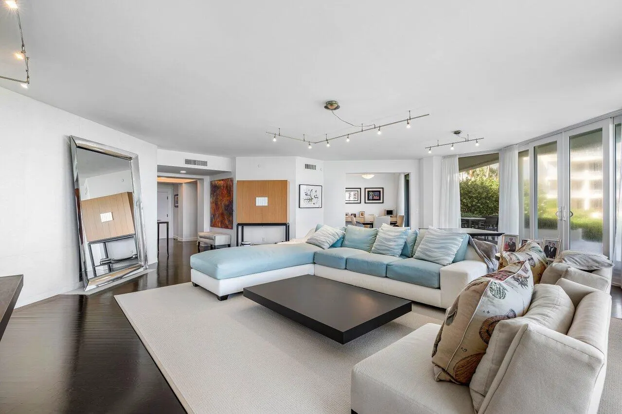 3001 SE Island Point Lane, #12