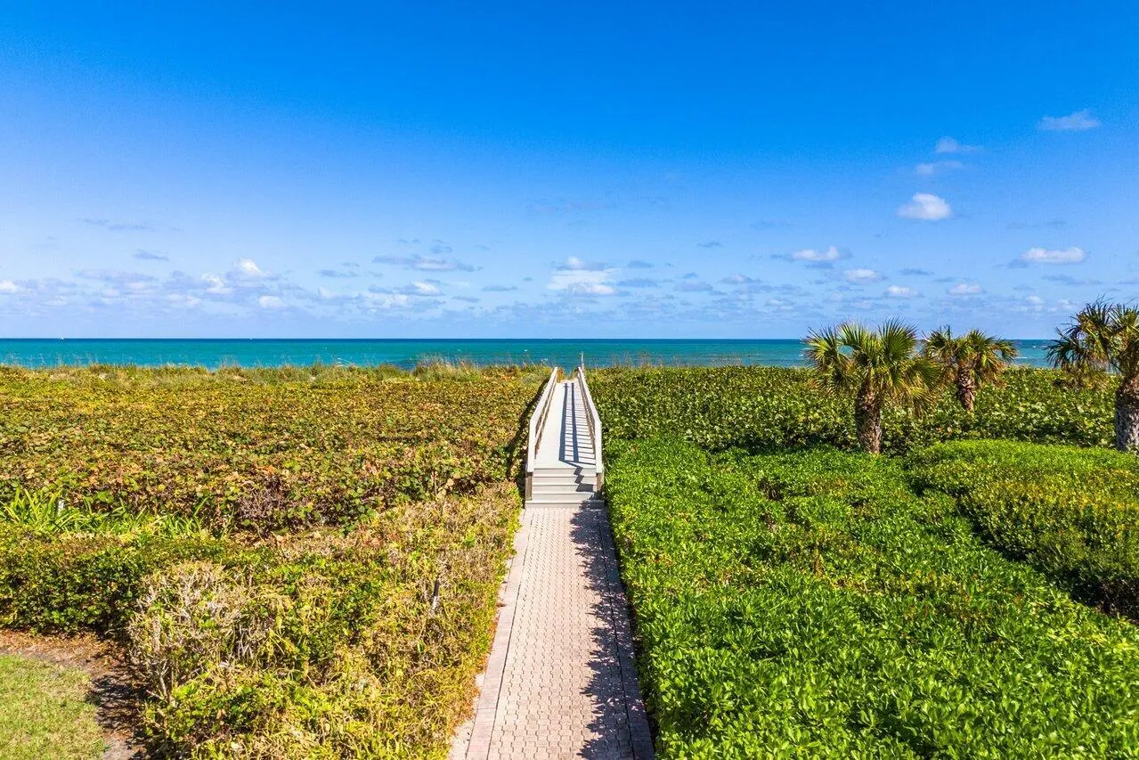 3001 SE Island Point Lane, #12