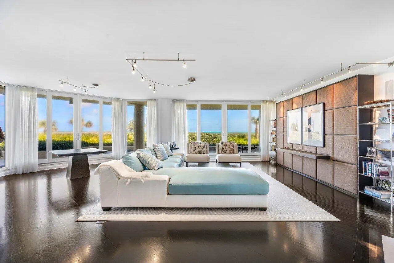 3001 SE Island Point Lane, #12