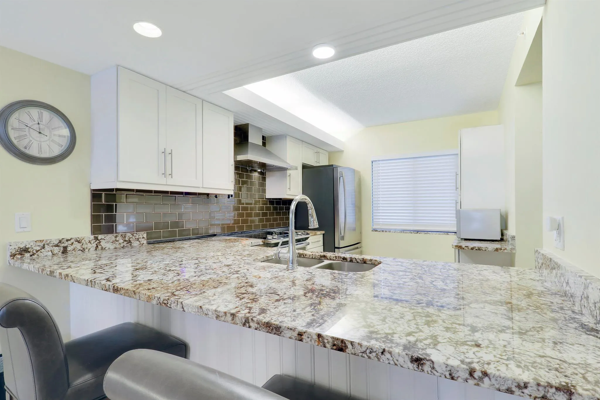 1301 Seafarer Circle, #105