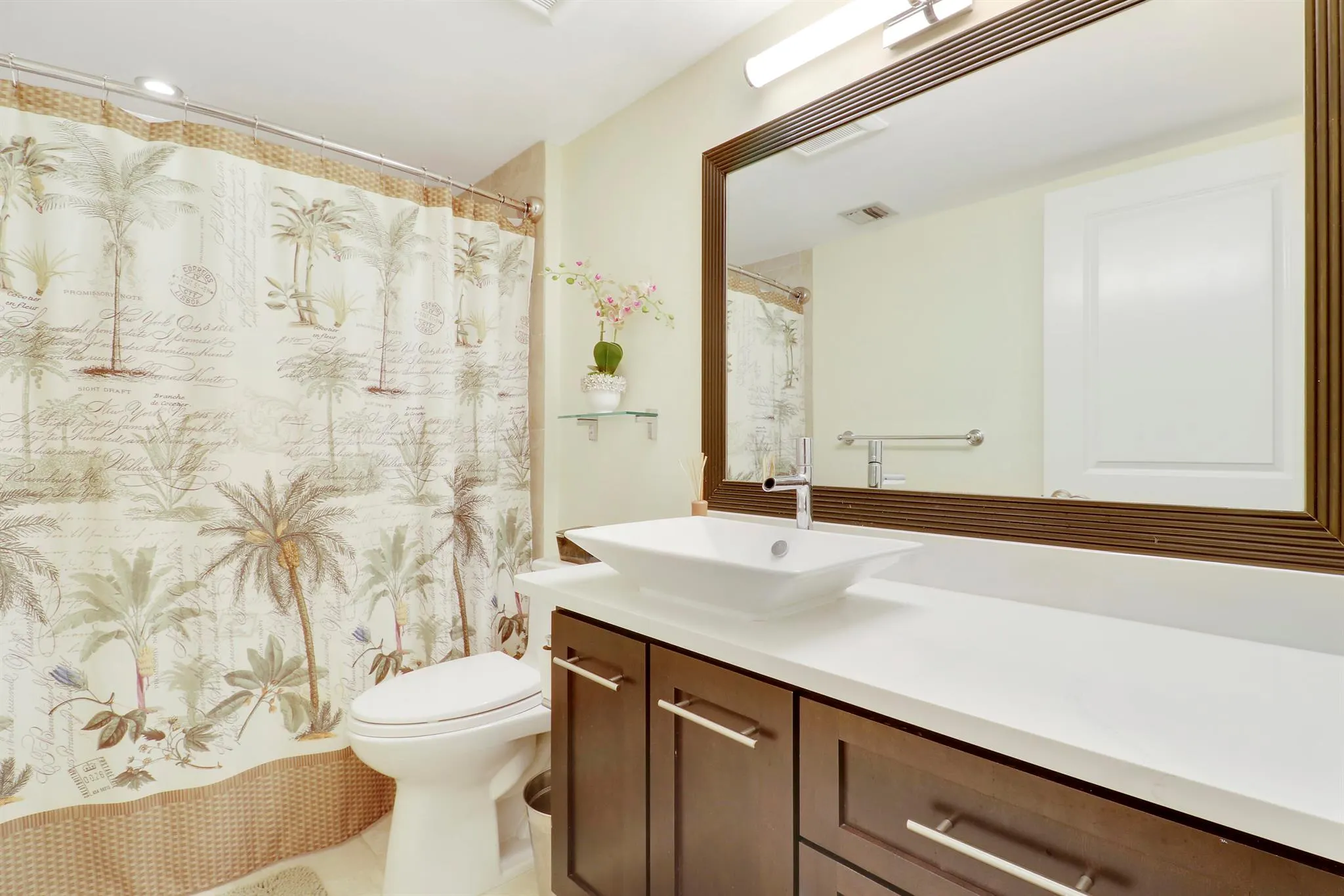 1301 Seafarer Circle, #105