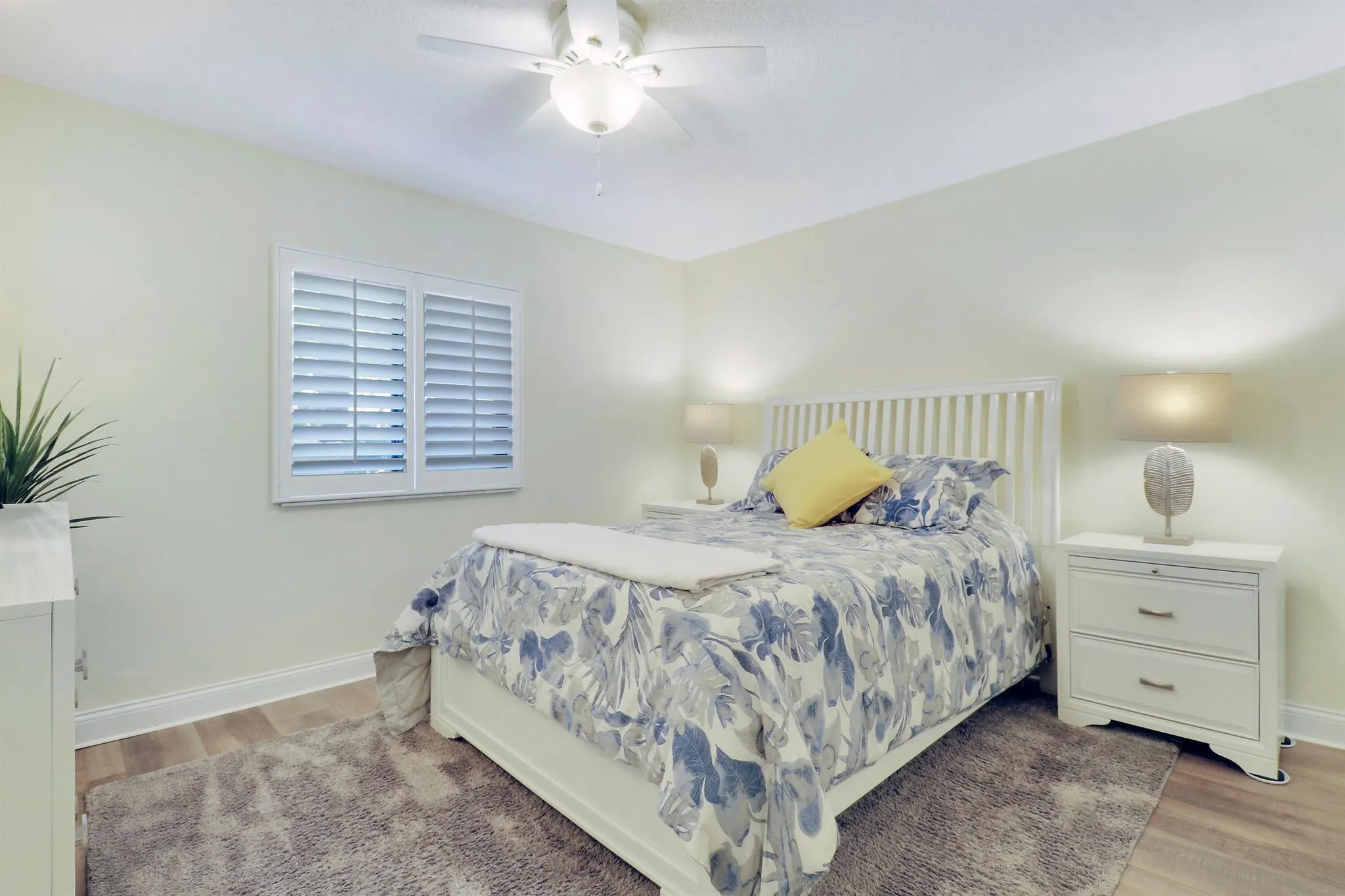 1301 Seafarer Circle, #105