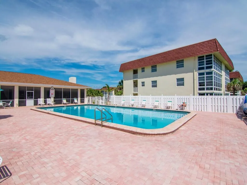 5400 Highway A1a, #D8