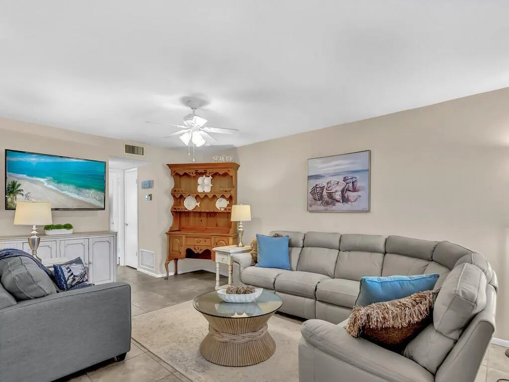 5400 Highway A1a, #D8