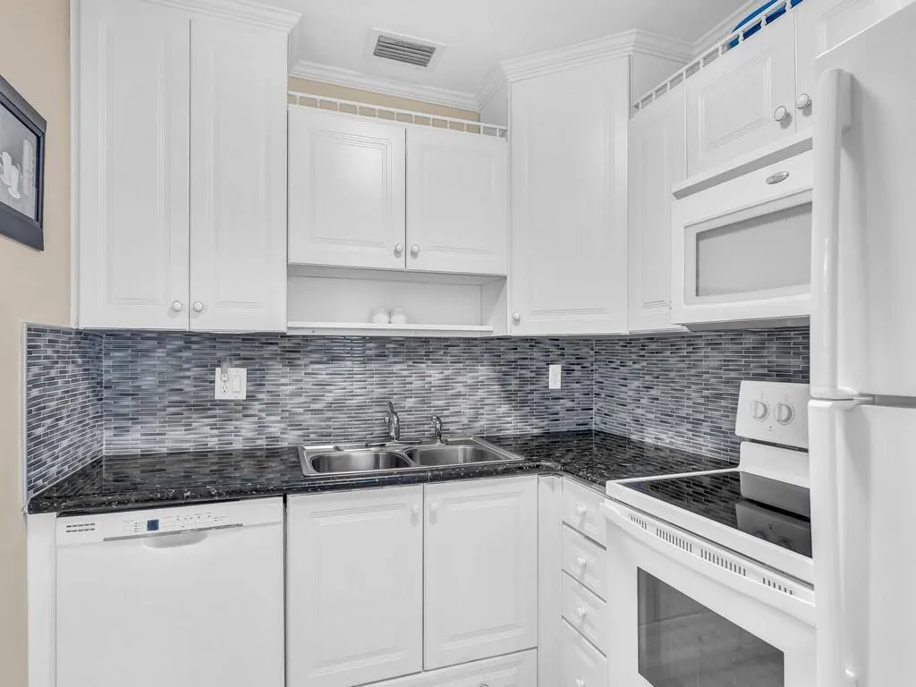 5400 Highway A1a, #D8