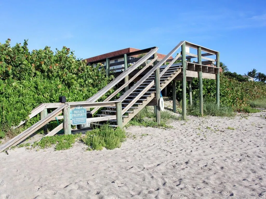 5400 Highway A1a, #D8