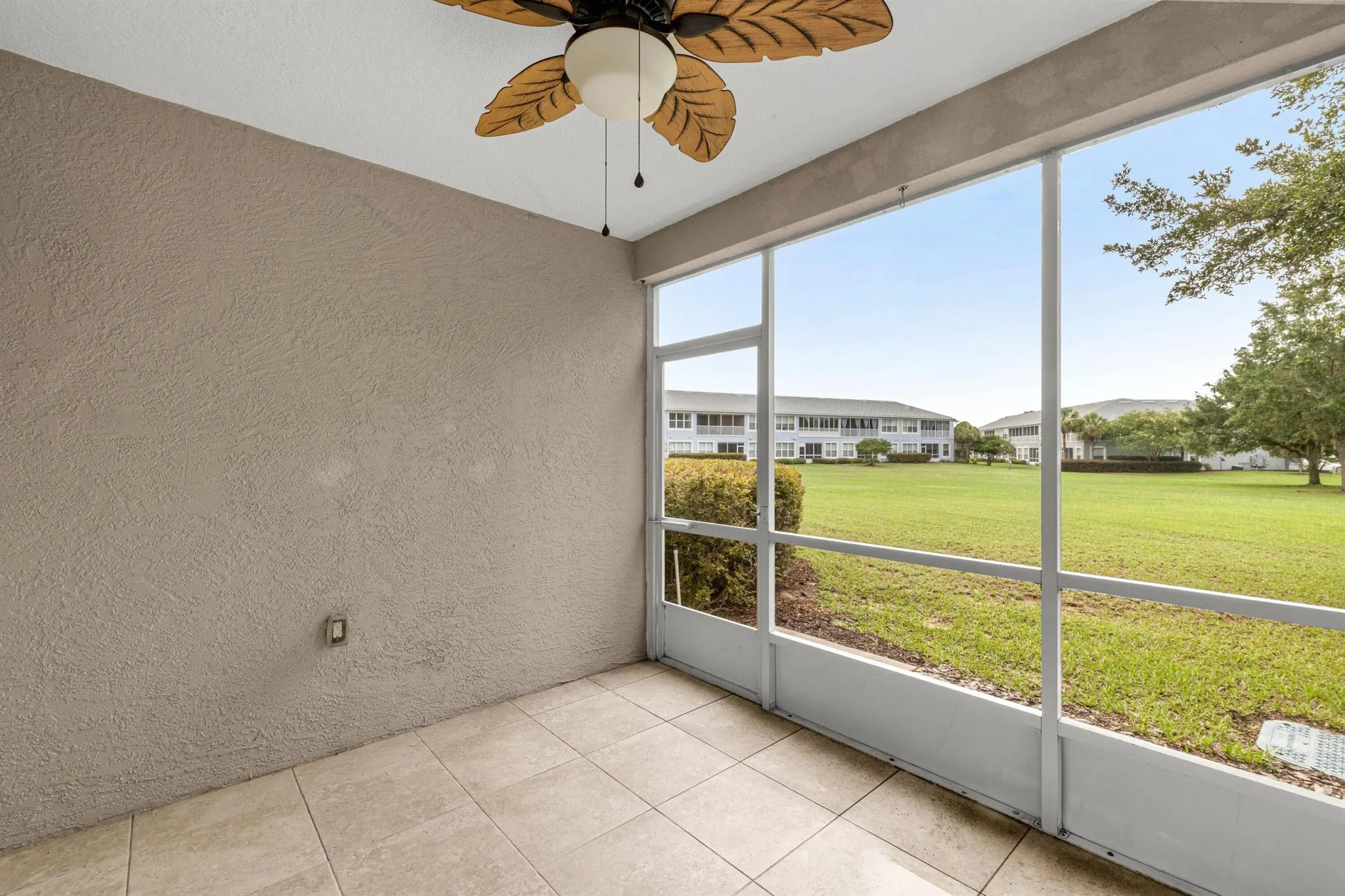 4555 SW 52nd Circle, #103
