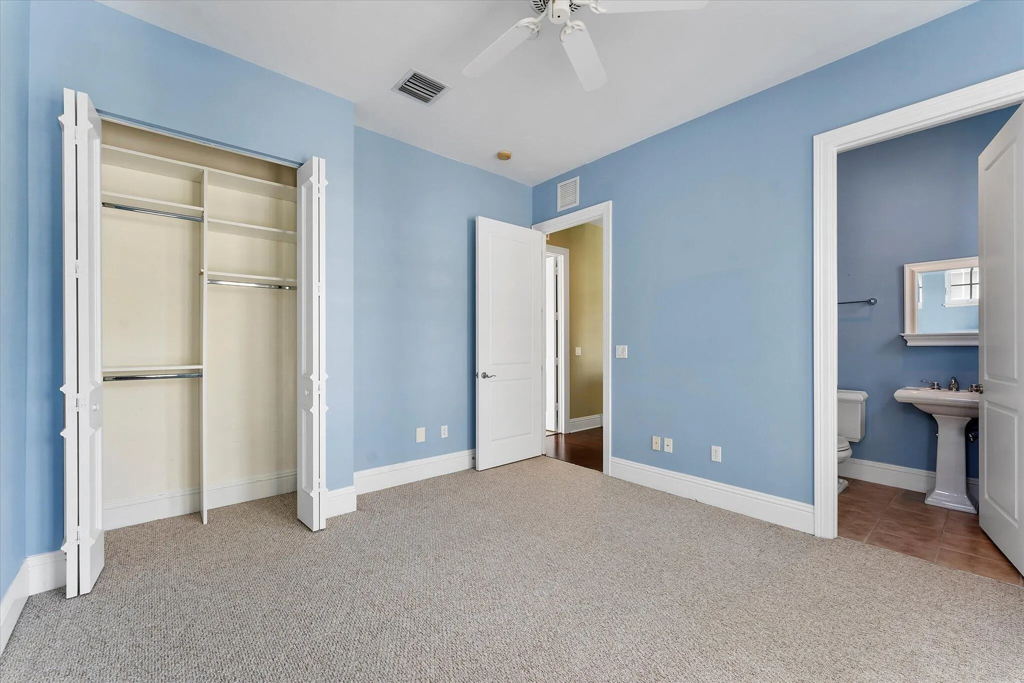 285 SE 6th Avenue, #J