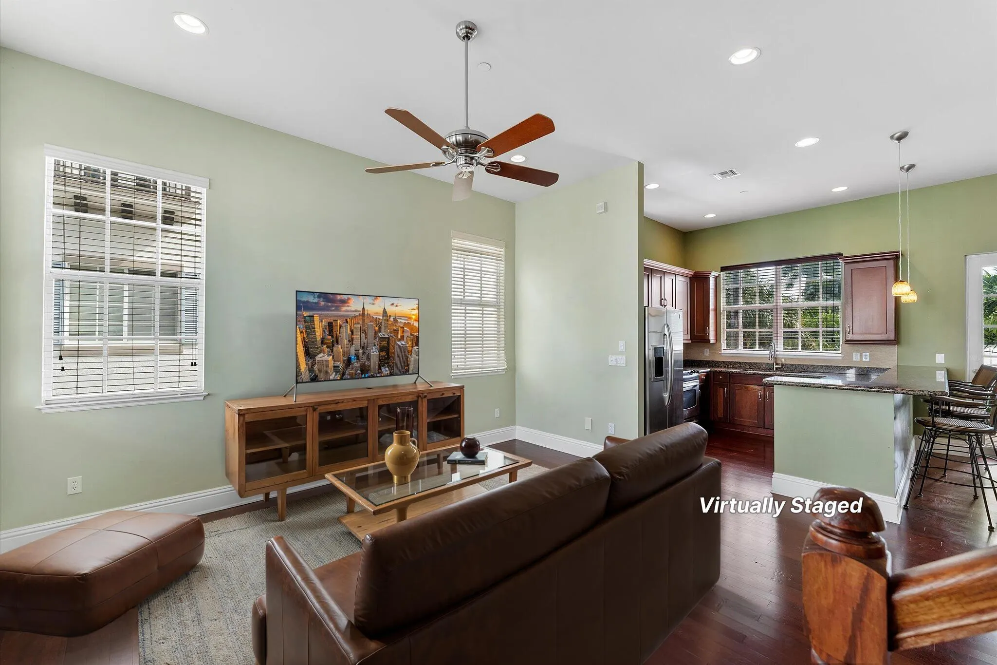 285 SE 6th Avenue, #J