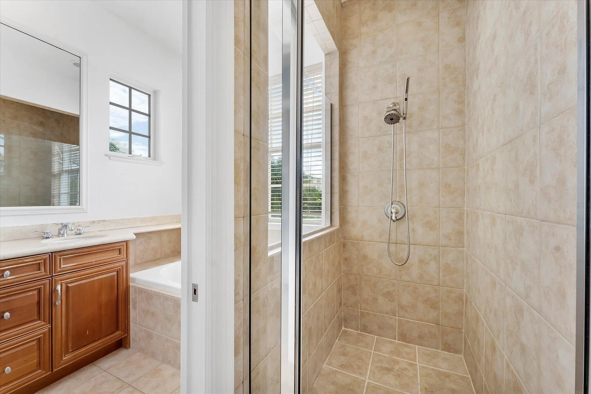 285 SE 6th Avenue, #J