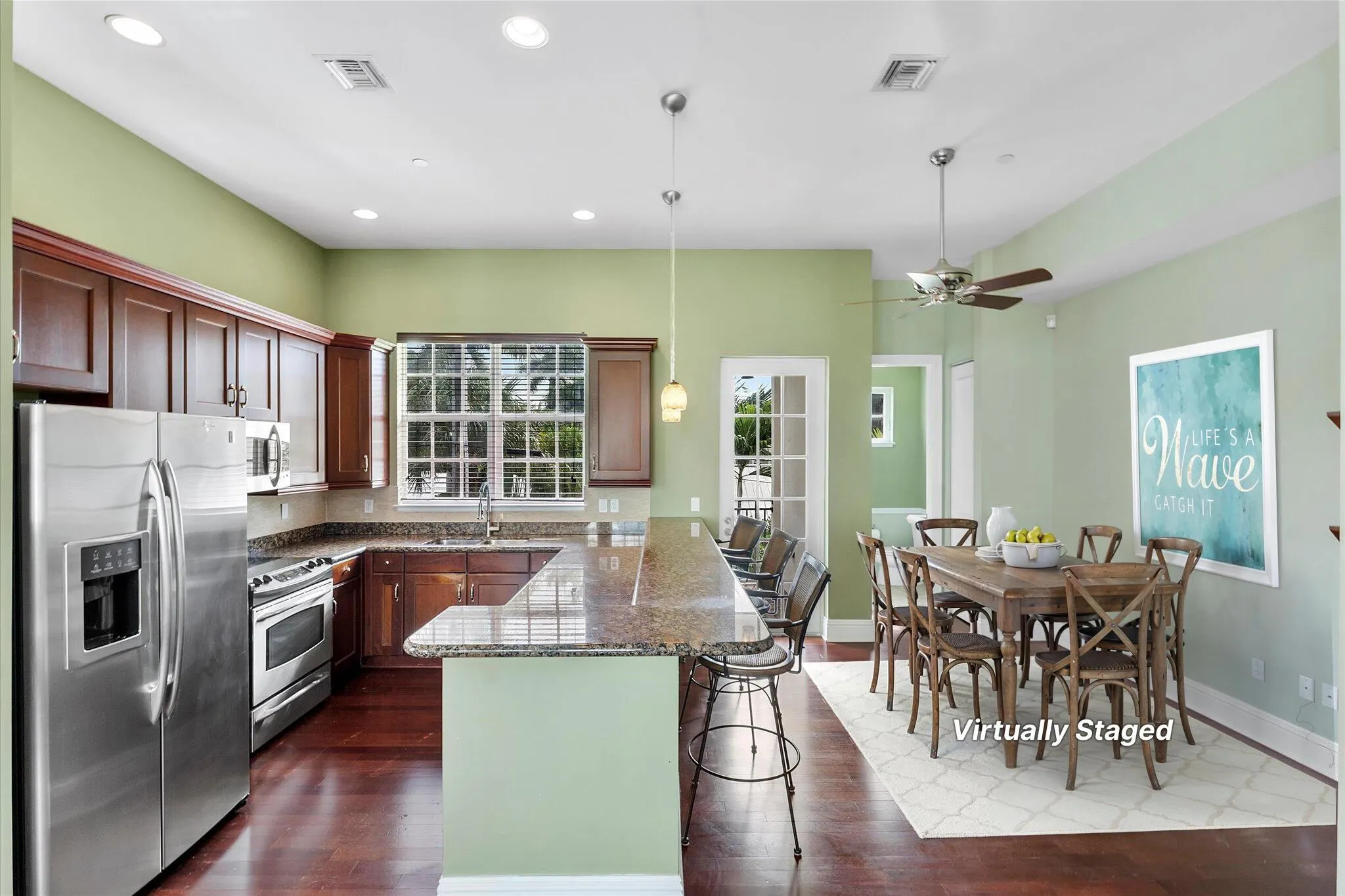 285 SE 6th Avenue, #J
