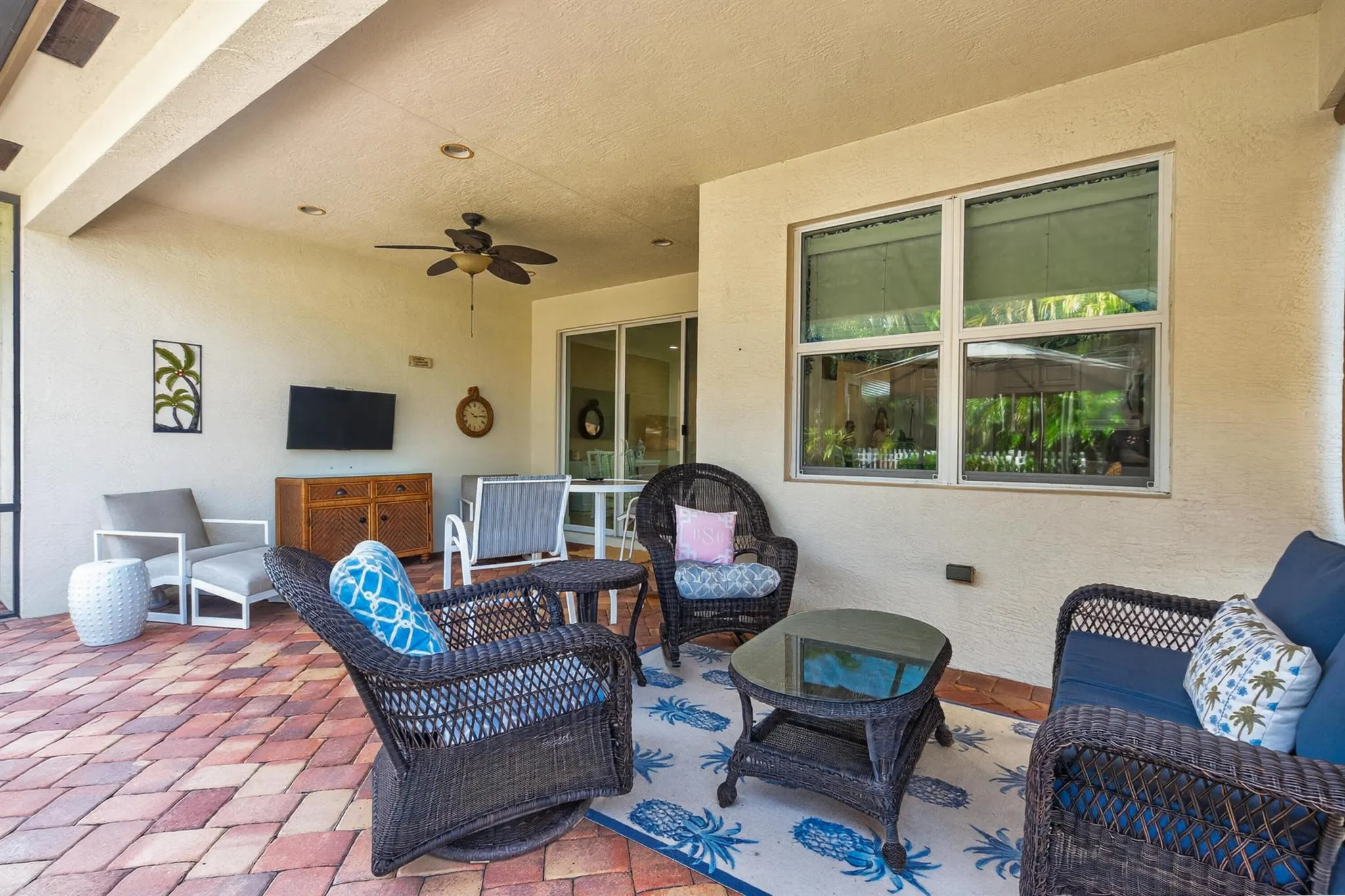 11908 SW Crestwood Circle