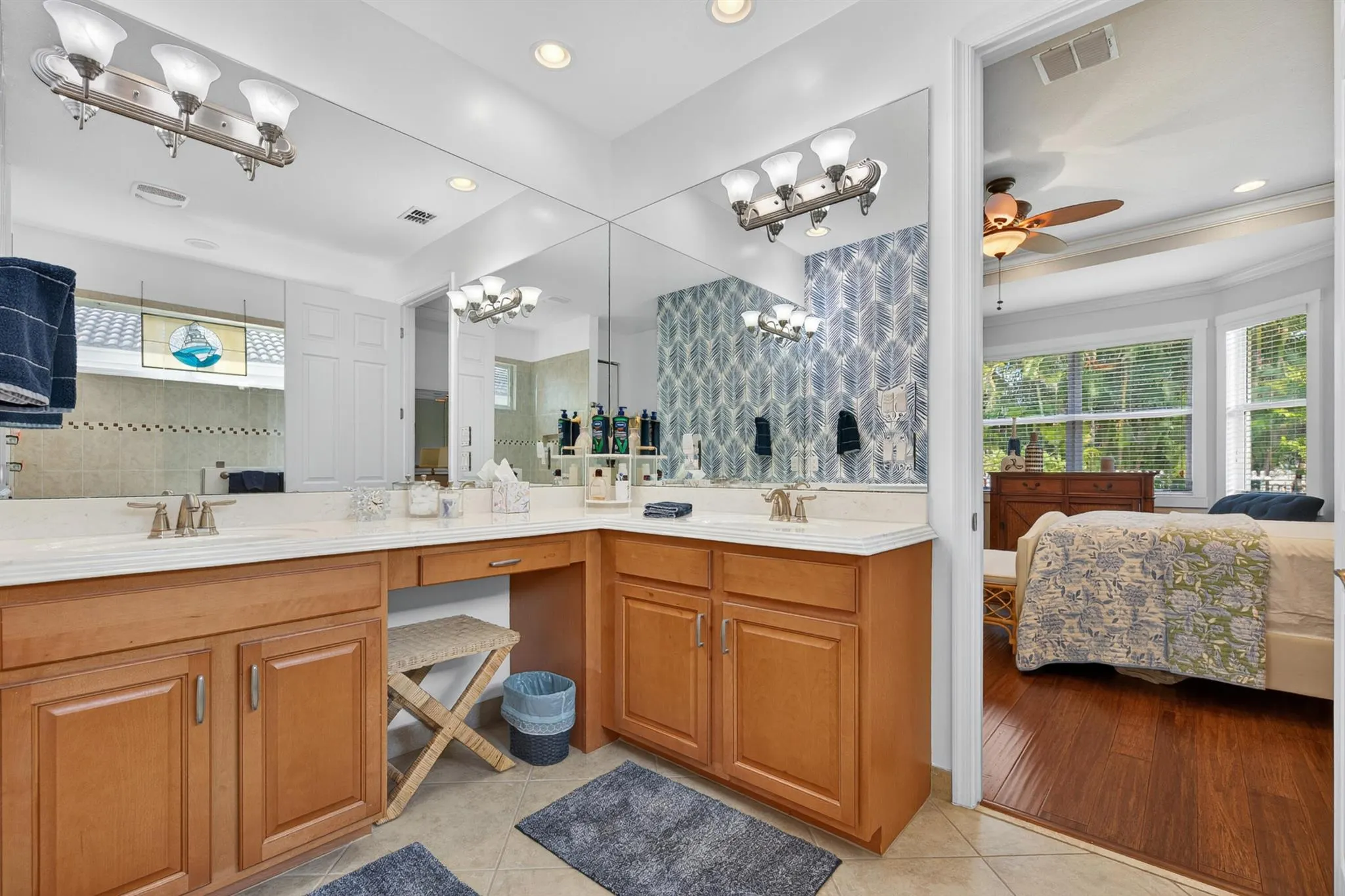 11908 SW Crestwood Circle