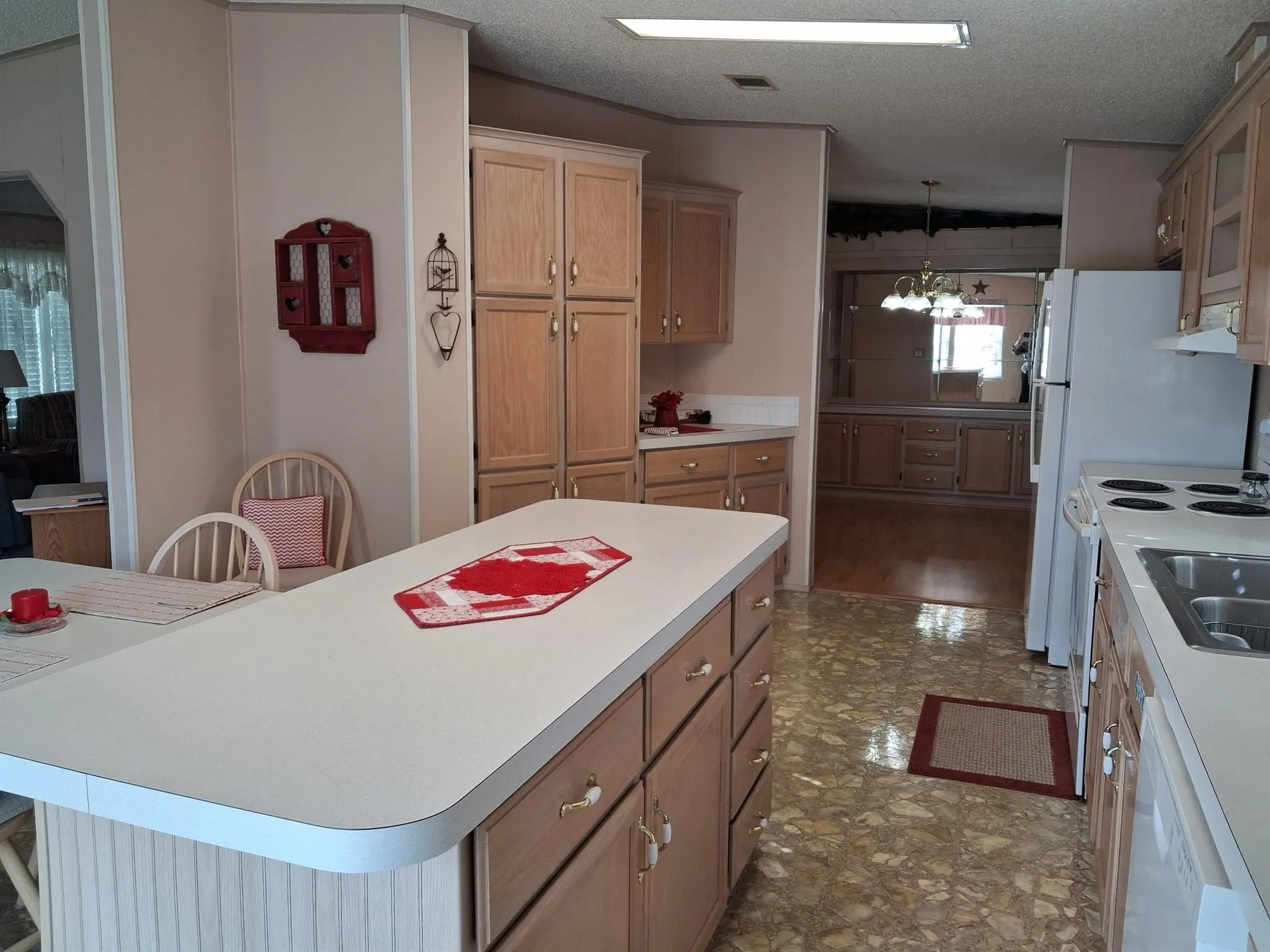 1555 SW 35 Circle