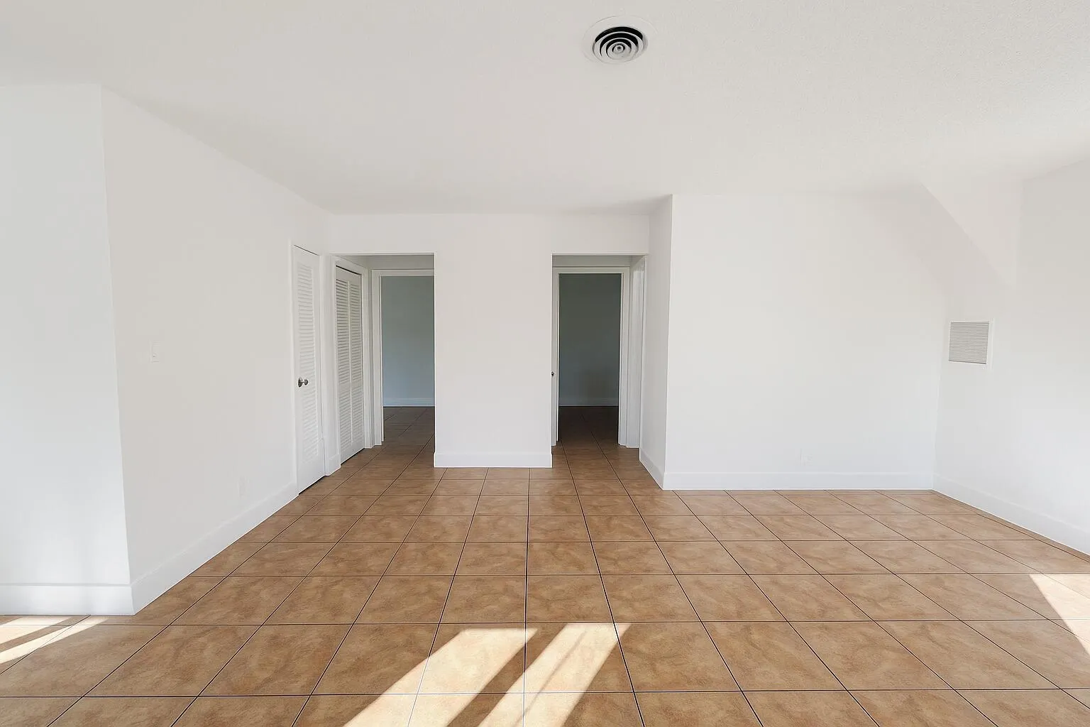 2923 NE 7th Avenue, #B