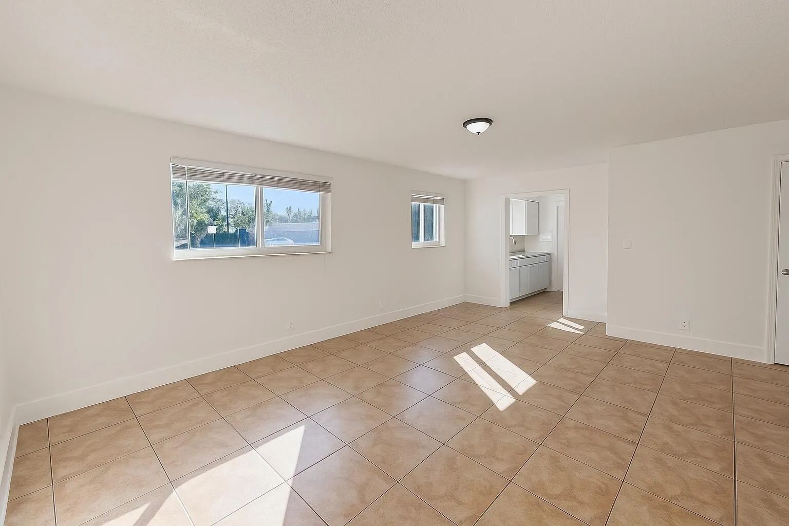 2923 NE 7th Avenue, #B