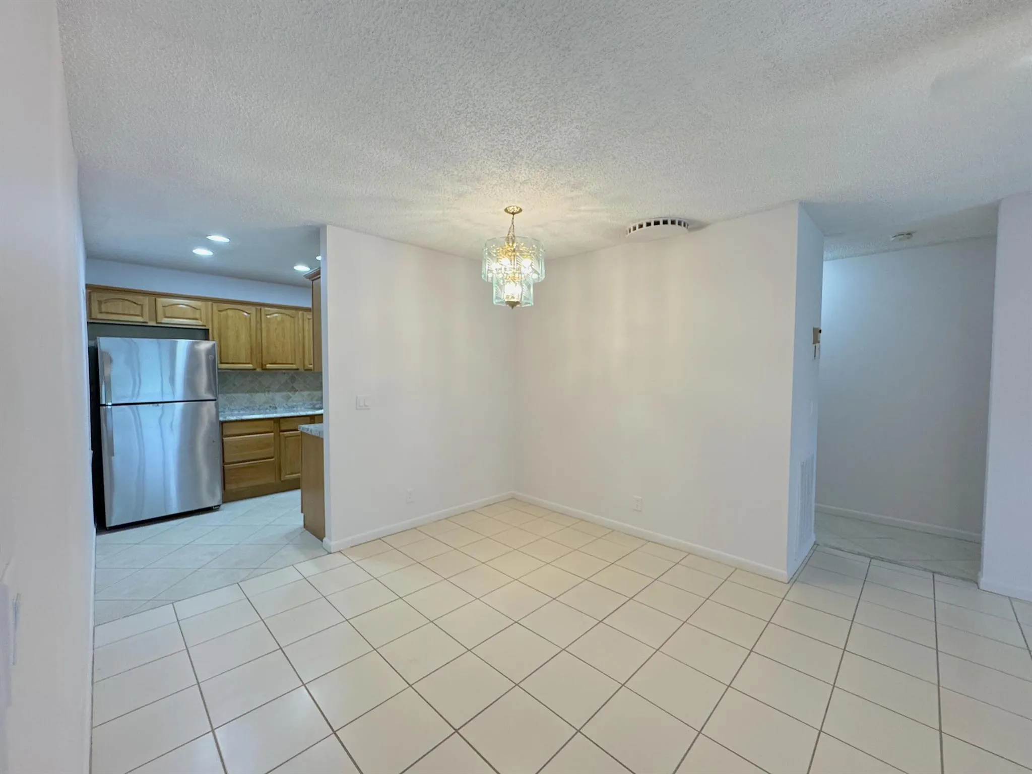 1900 Palmland Drive, #2