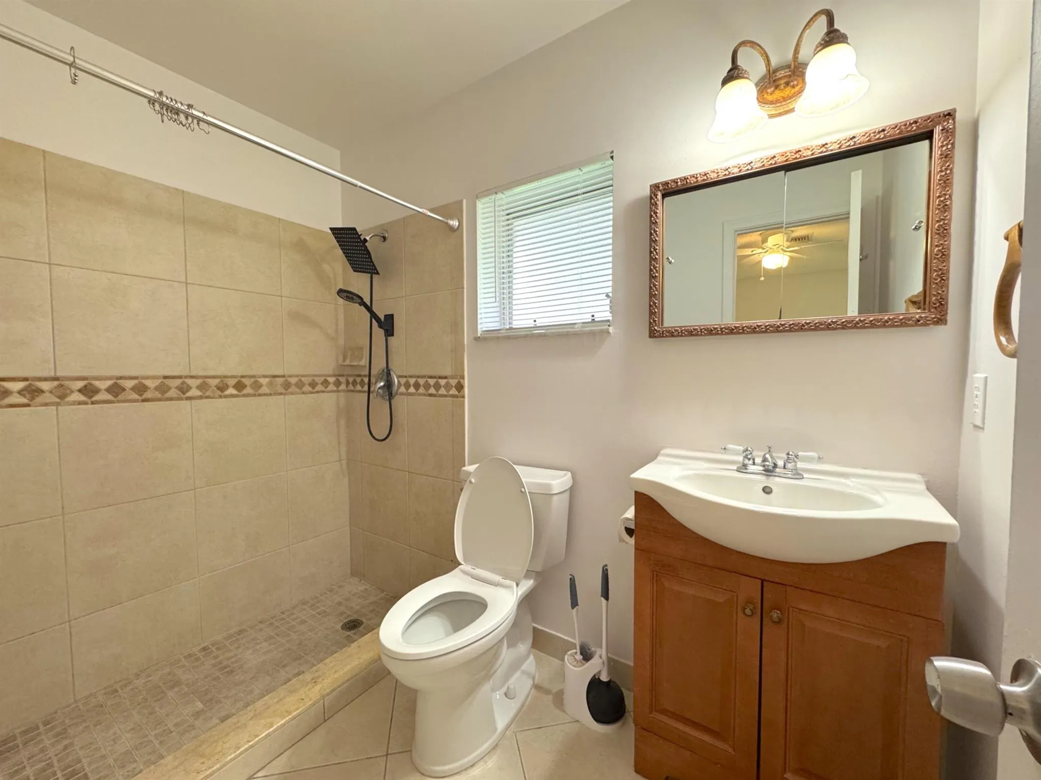 1900 Palmland Drive, #2