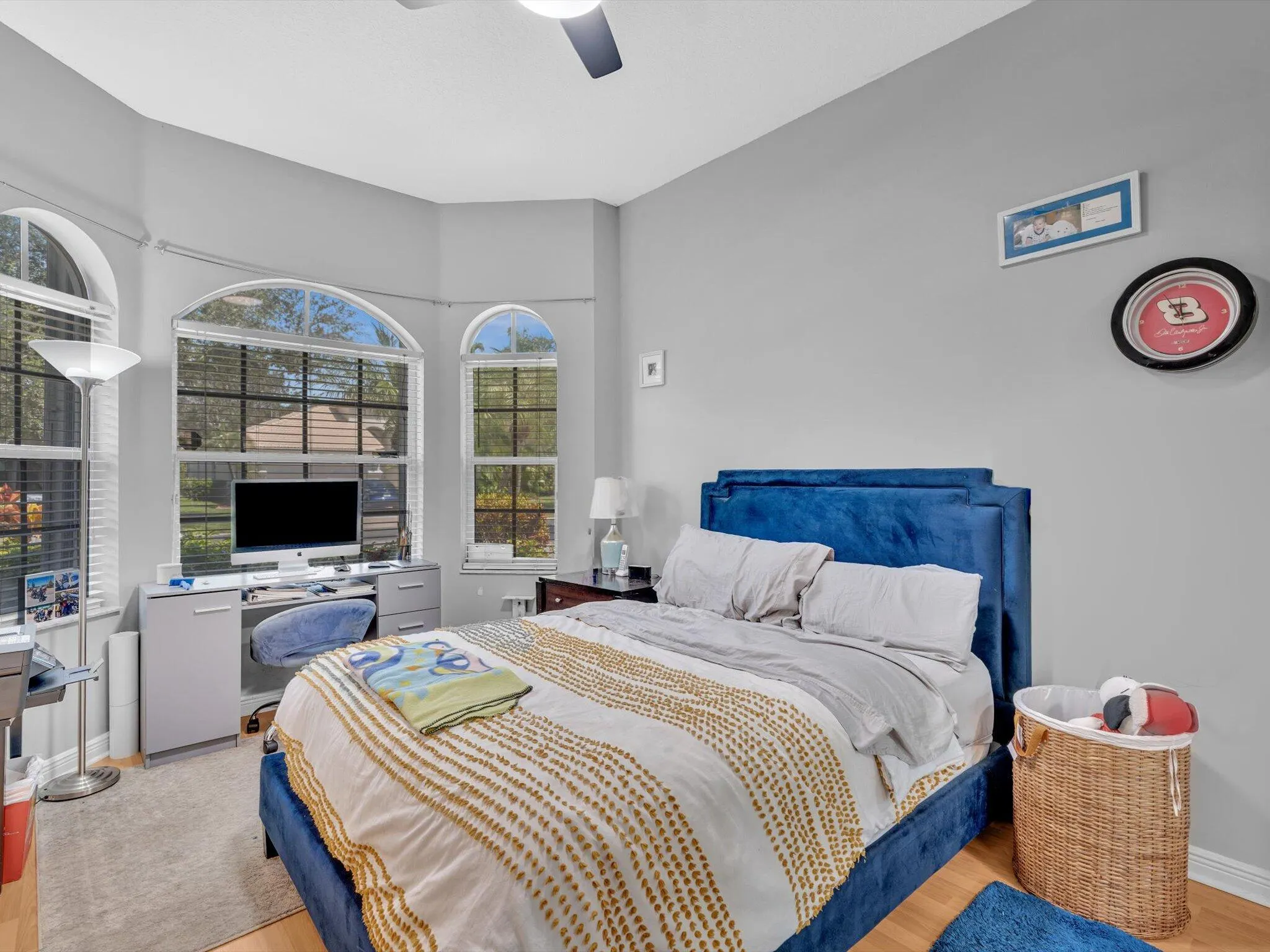 6419 Stonehurst Circle