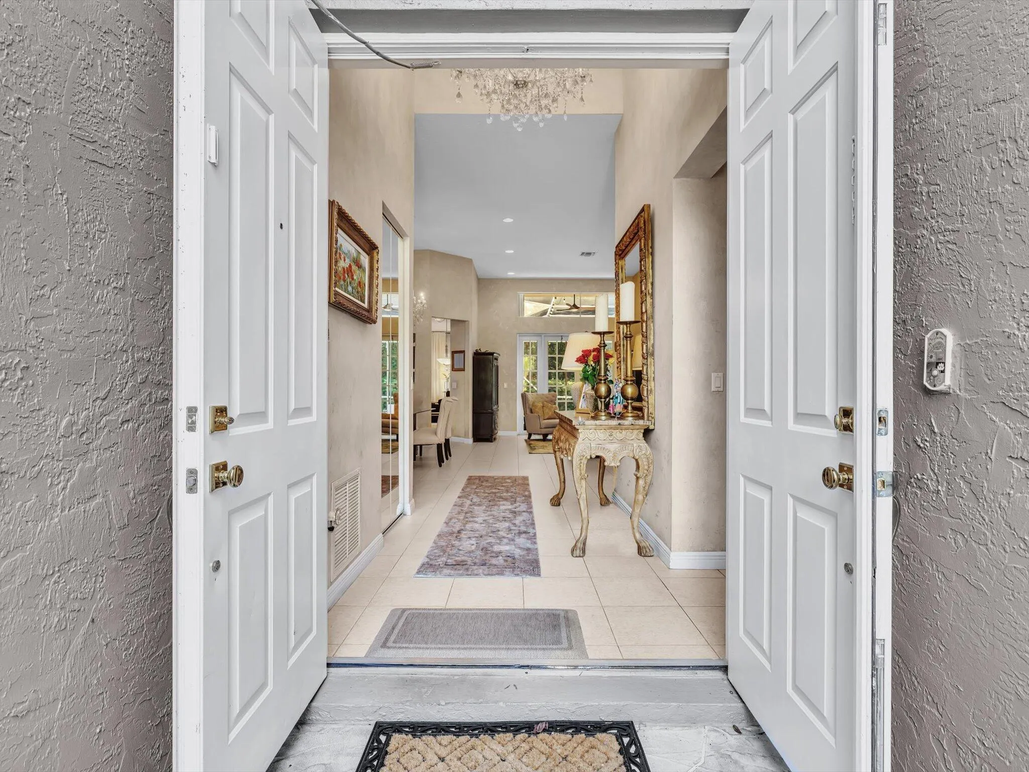 6419 Stonehurst Circle