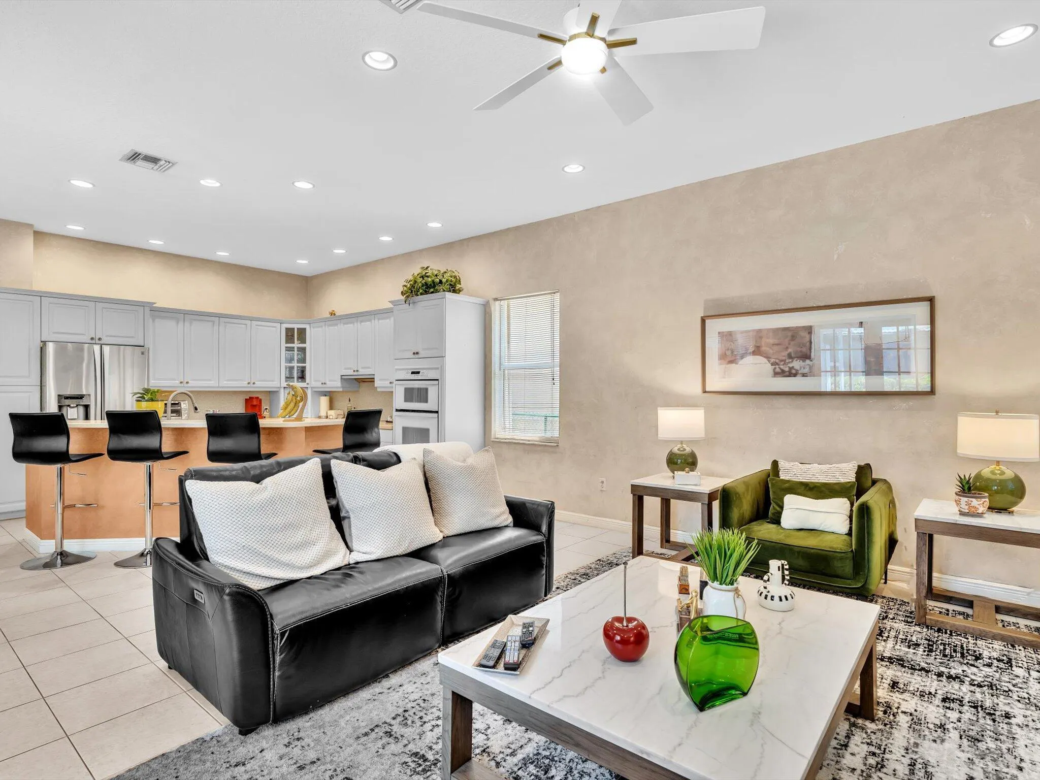 6419 Stonehurst Circle