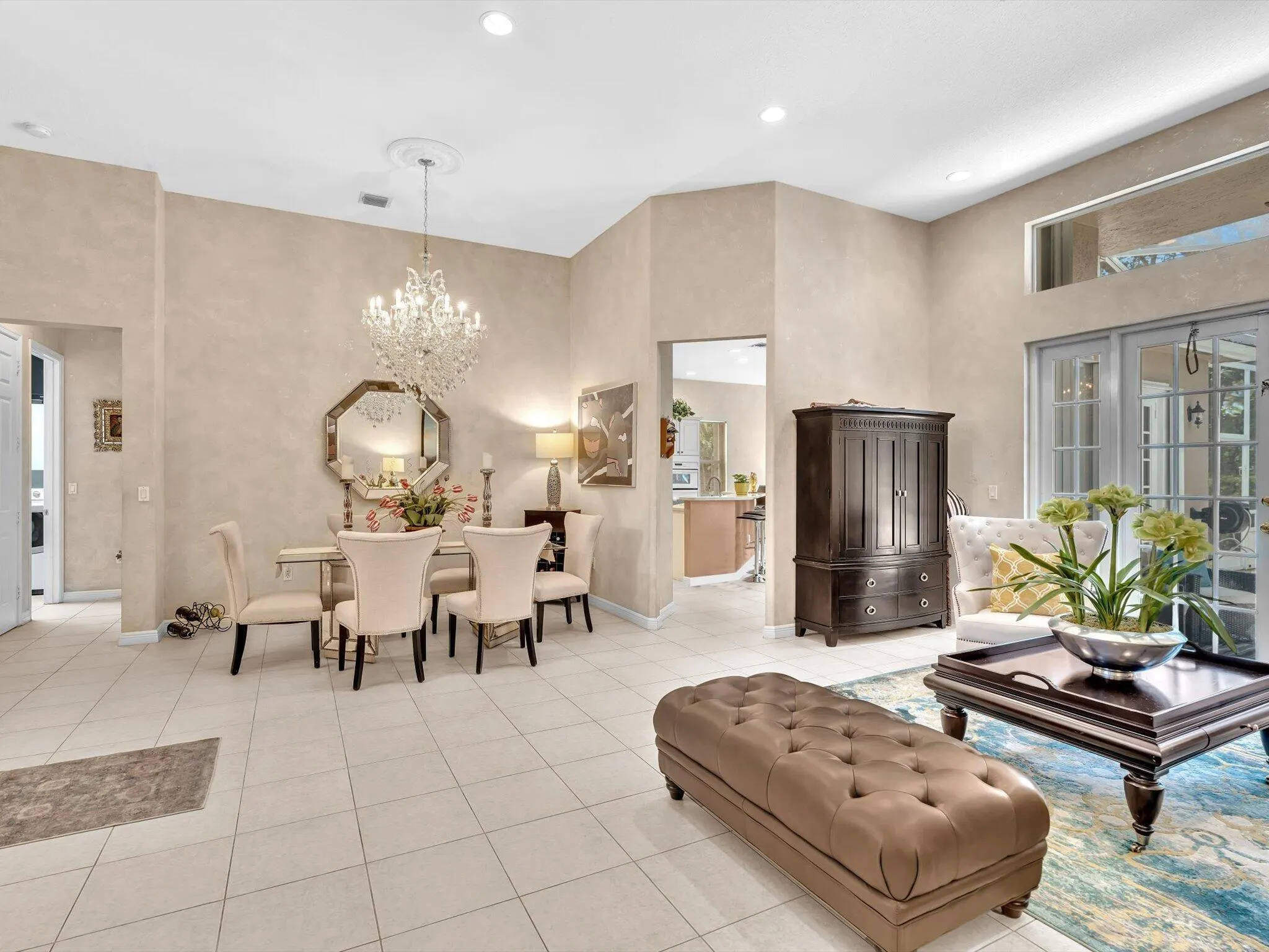 6419 Stonehurst Circle