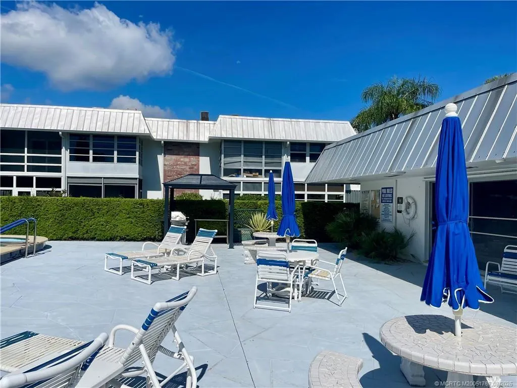 2929 SE Ocean Boulevard, #E1