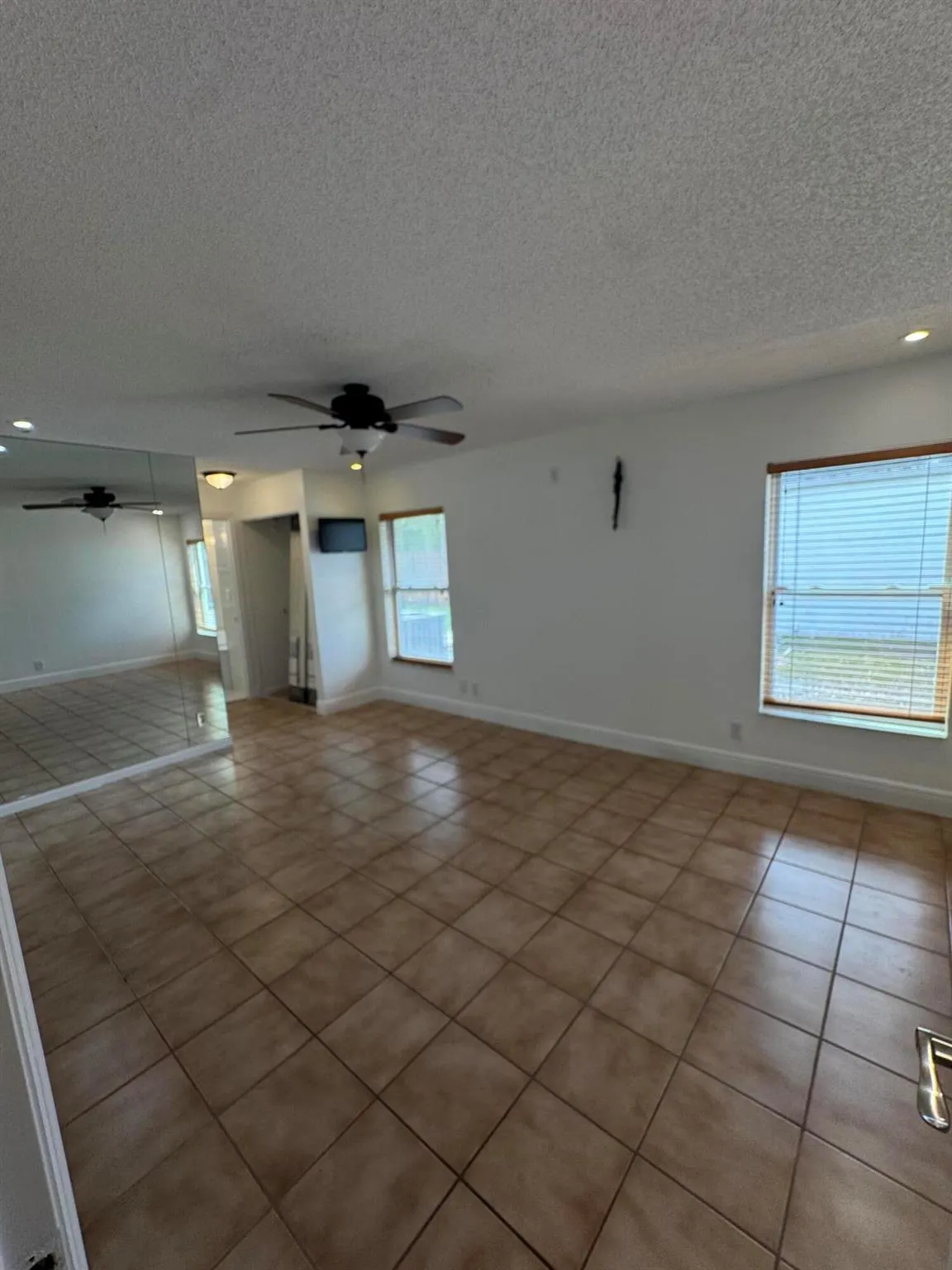 860 NW 21st Way