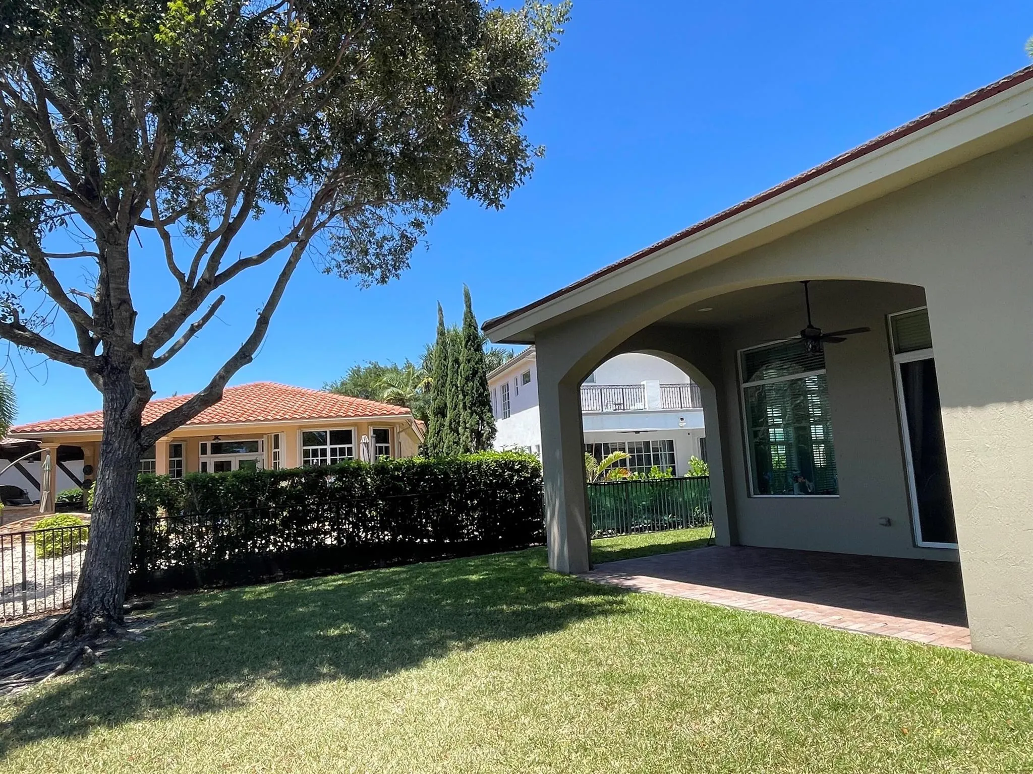 8186 NW 105 Lane
