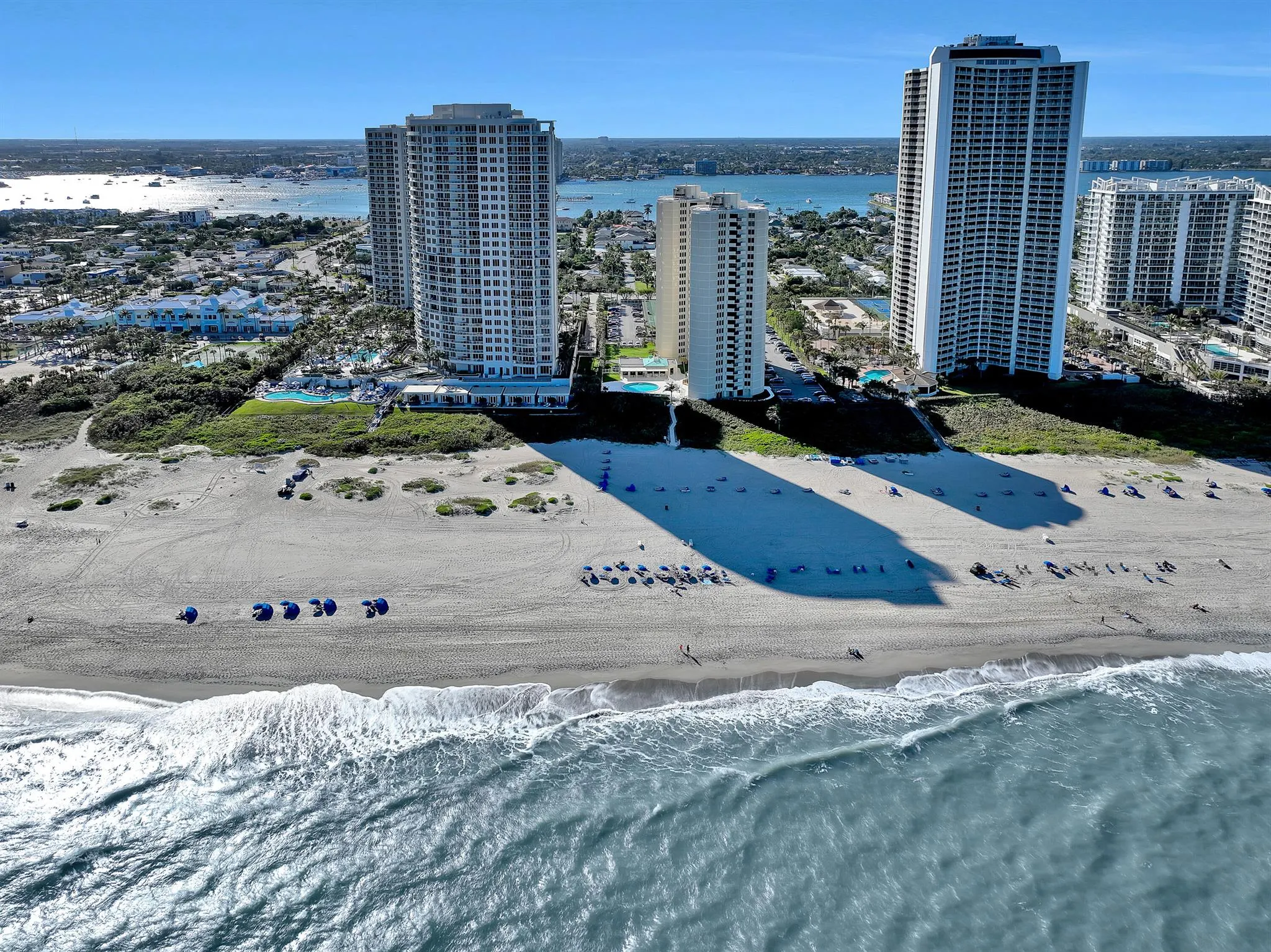 2800 N Ocean Drive, #B-17c
