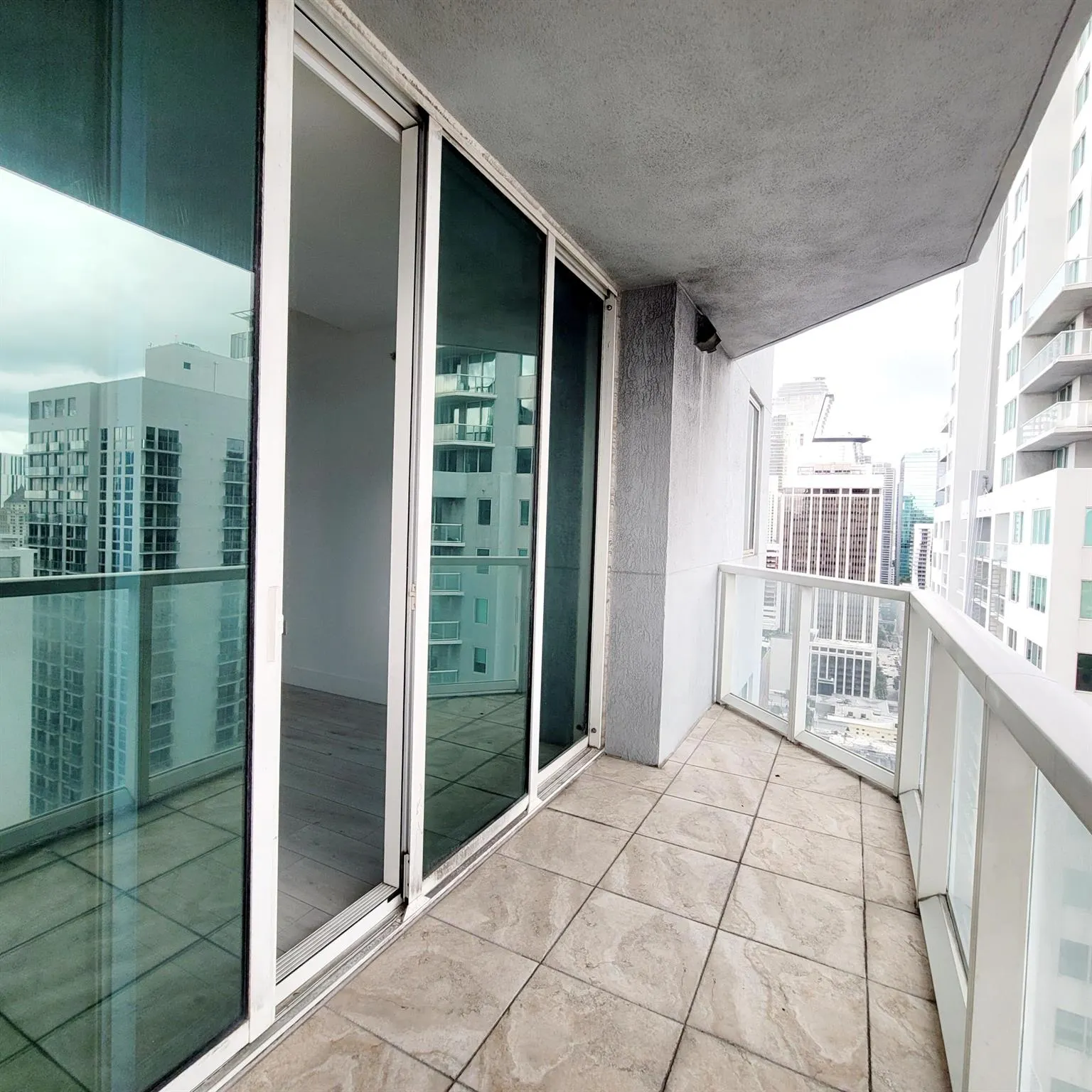 244 Biscayne Boulevard, #2710