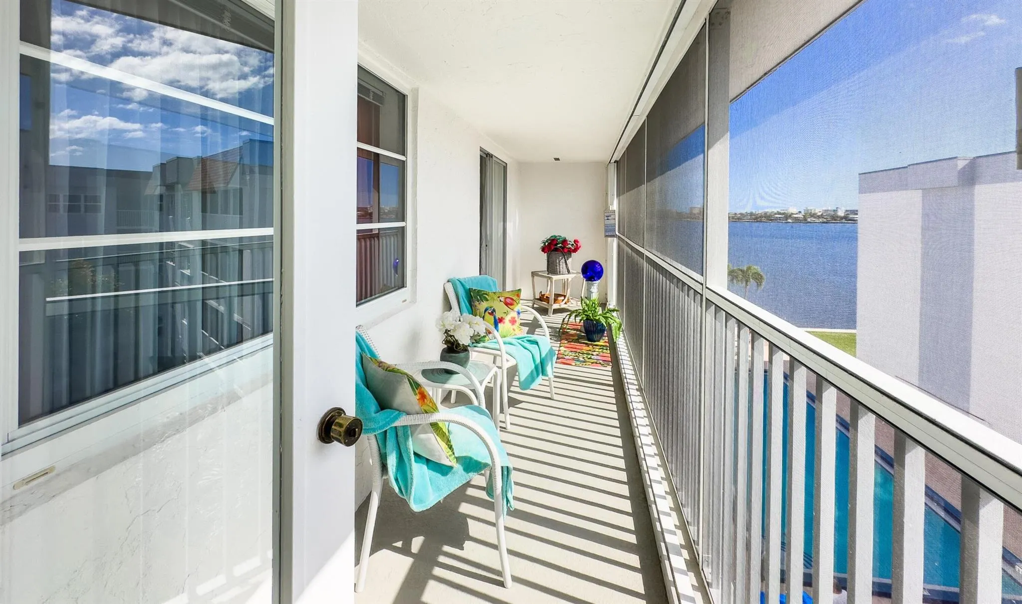 1502 S Lakeside Drive, #410