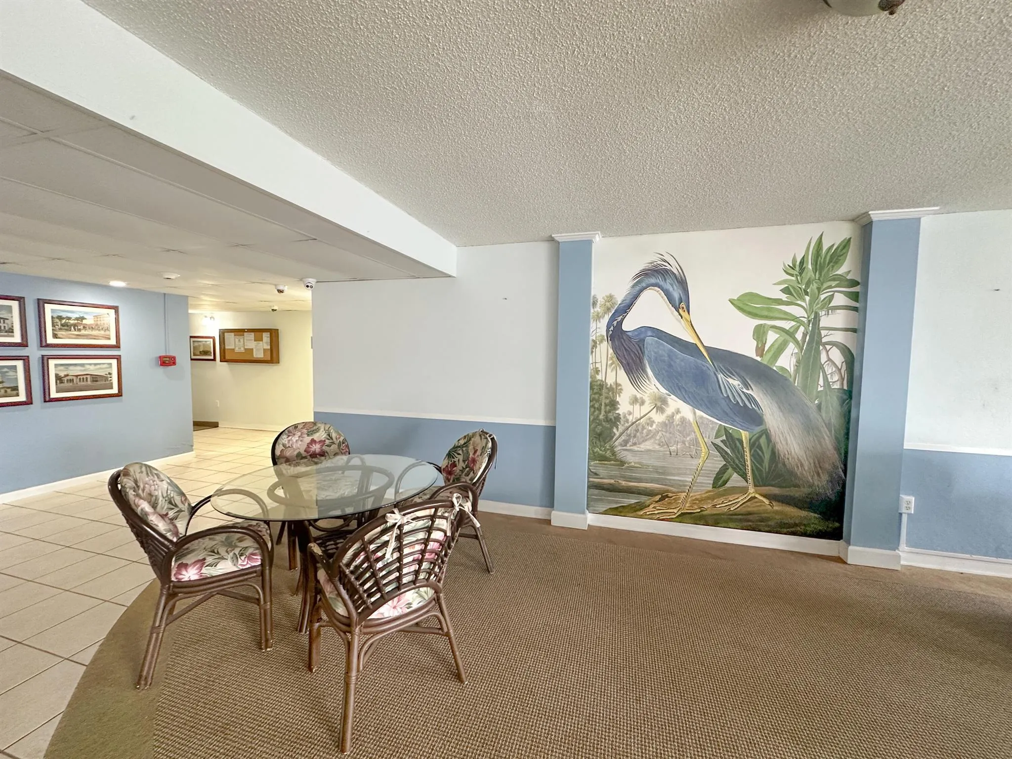 1502 S Lakeside Drive, #410