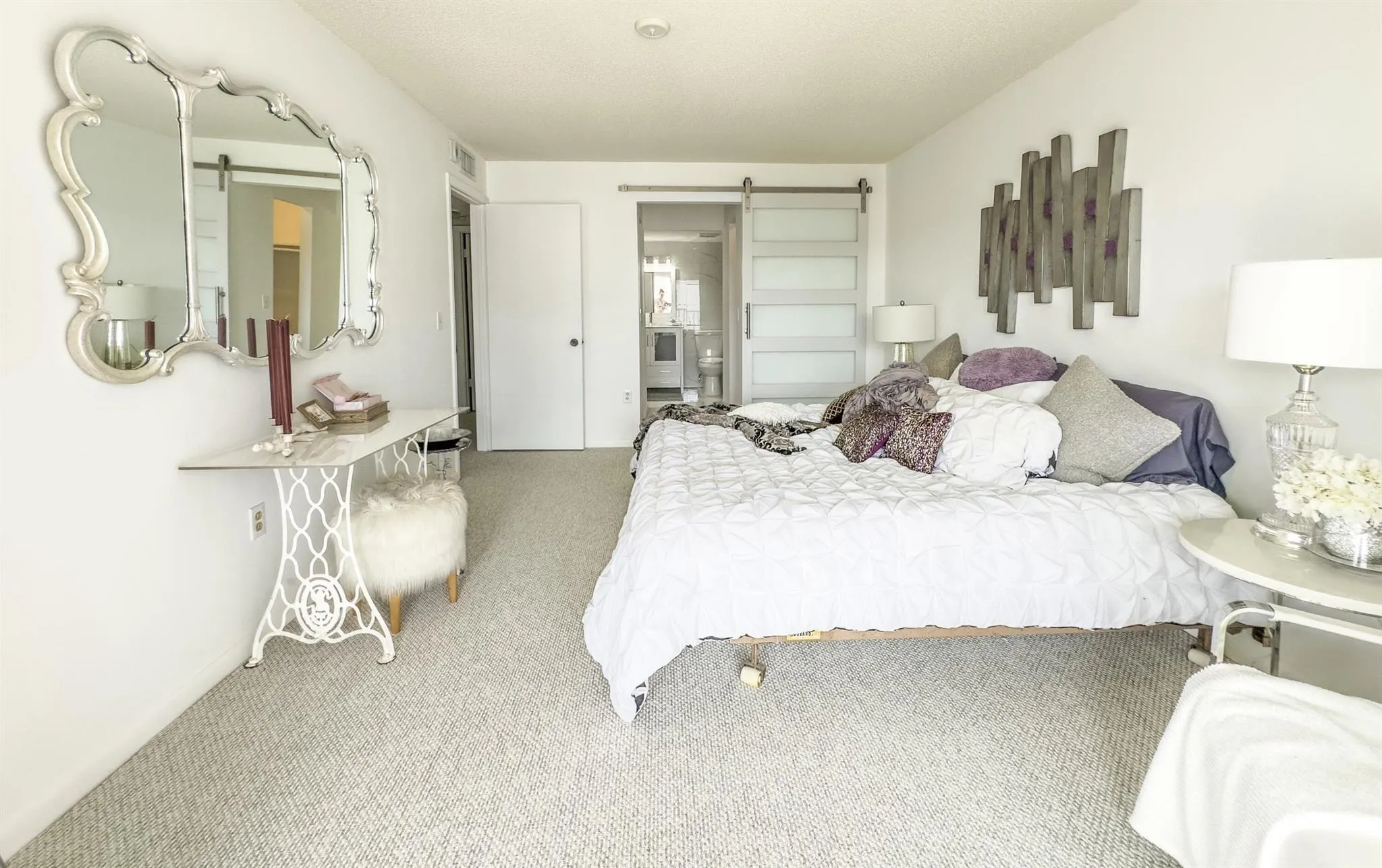 1502 S Lakeside Drive, #410