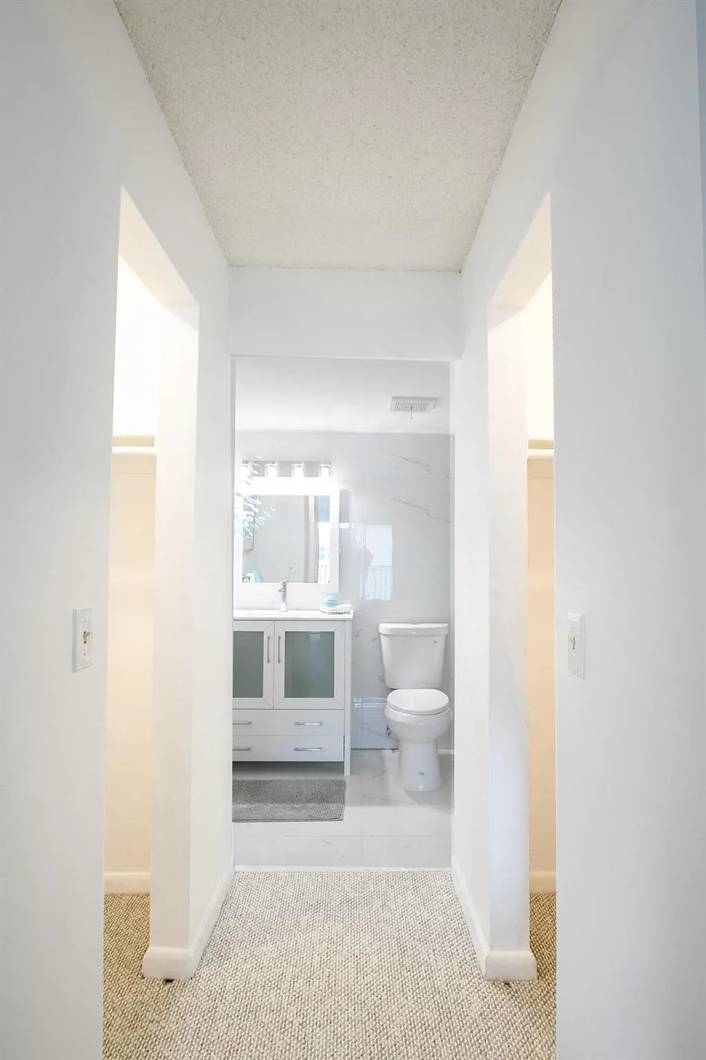 1502 S Lakeside Drive, #410