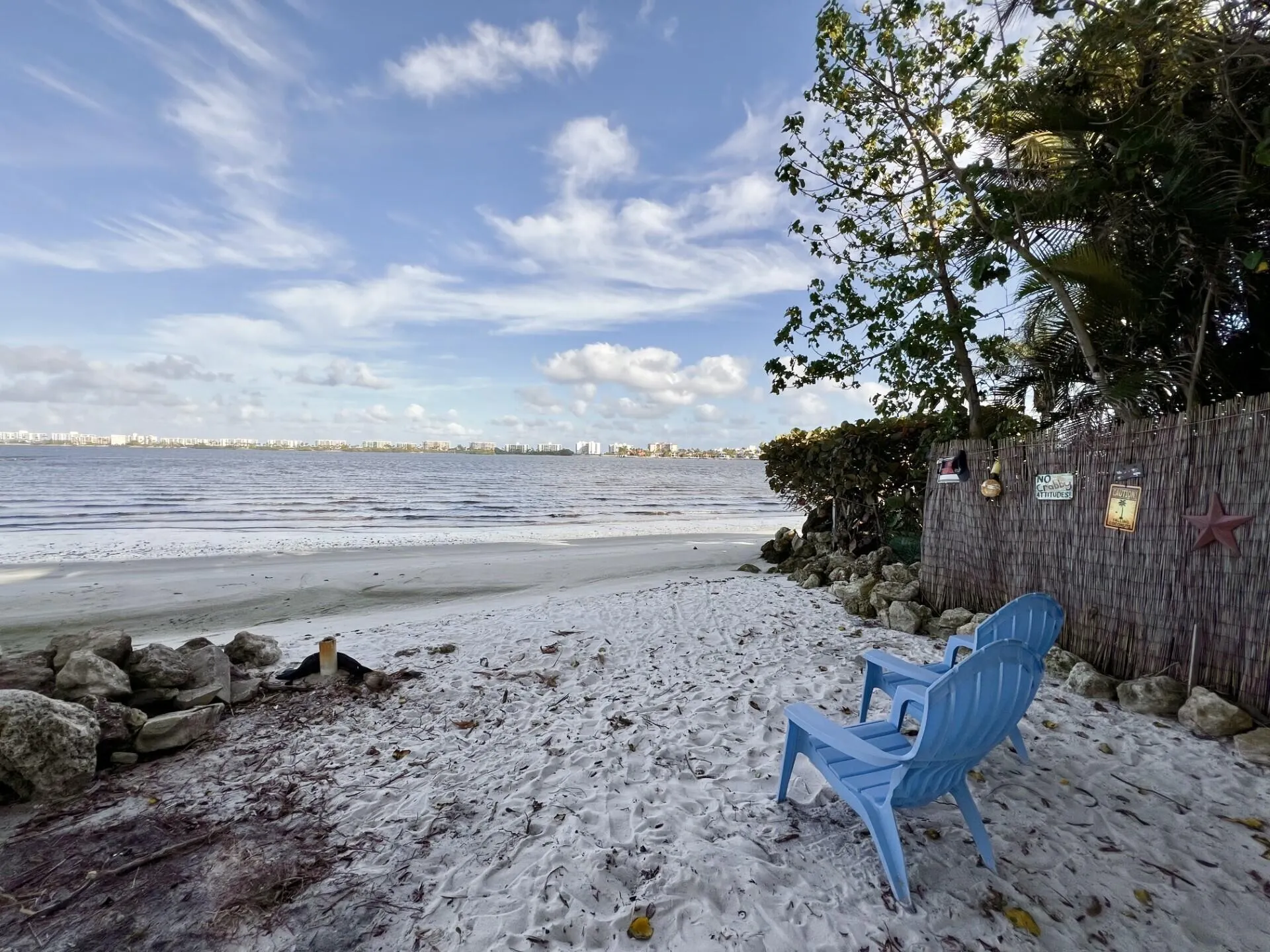 1502 S Lakeside Drive, #410