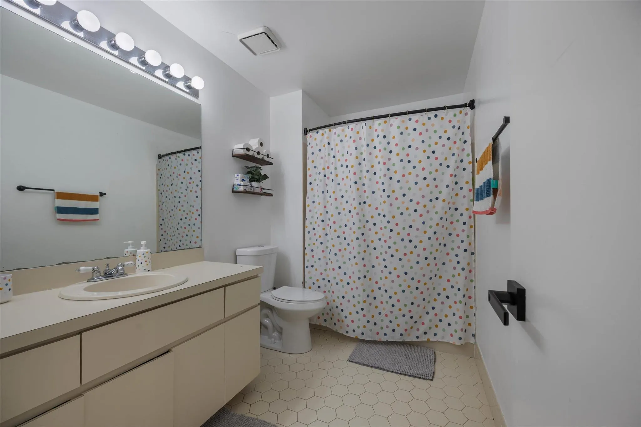 4475 Willow Pond Road, #B