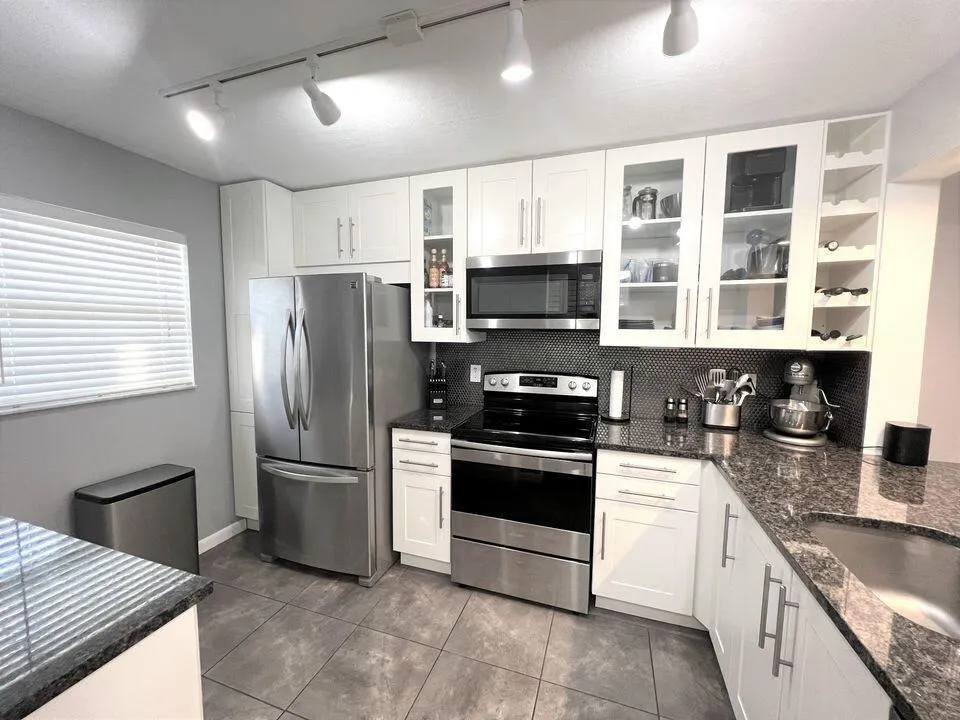 2920 SW 22nd Avenue, #6040