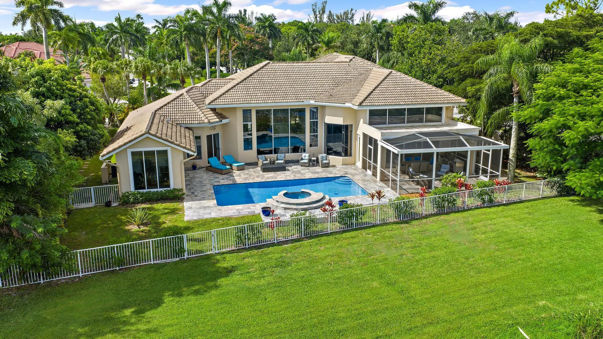 8470 Egret Lakes Lane