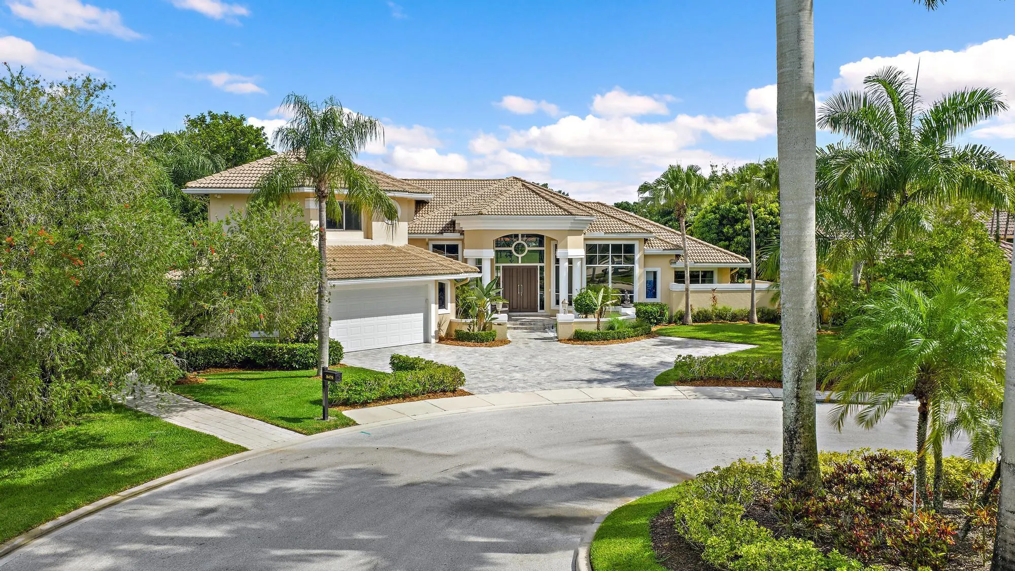 8470 Egret Lakes Lane