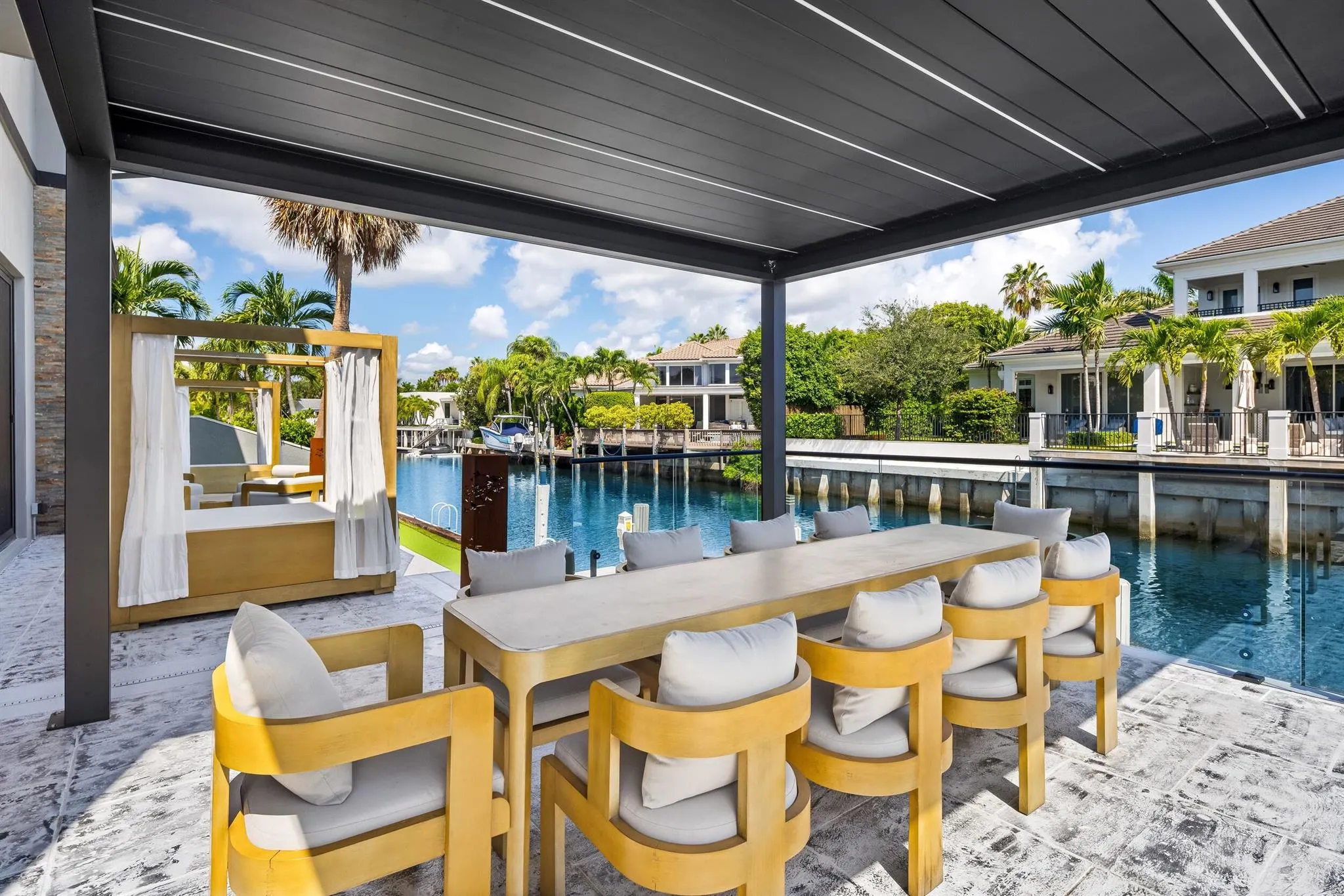 839 NE Bay Isle Drive