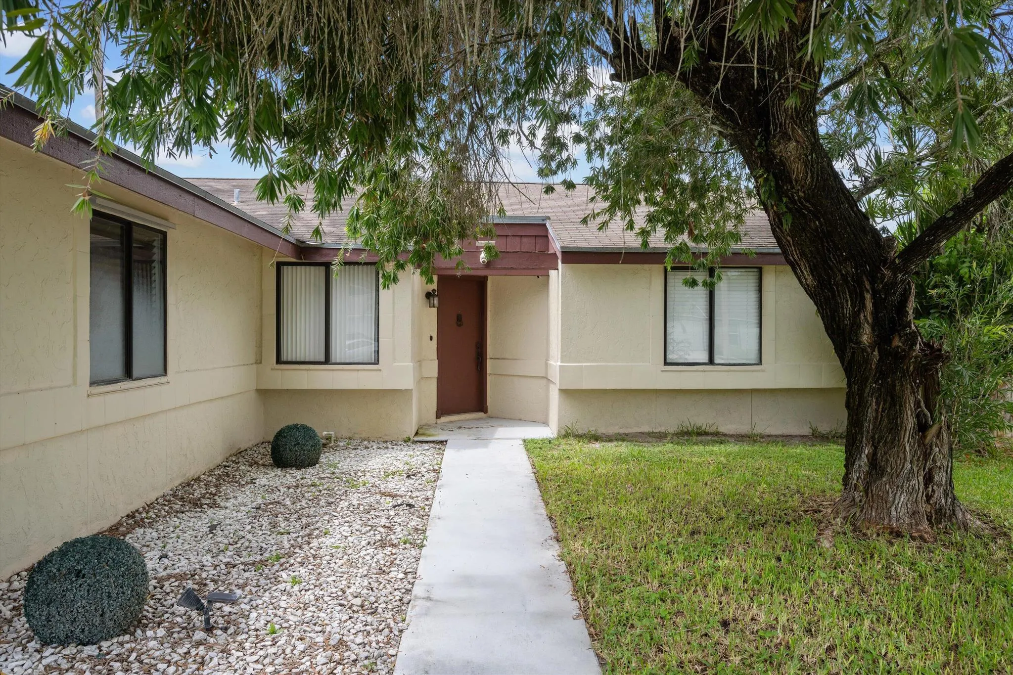 1403 Donwoods Lane