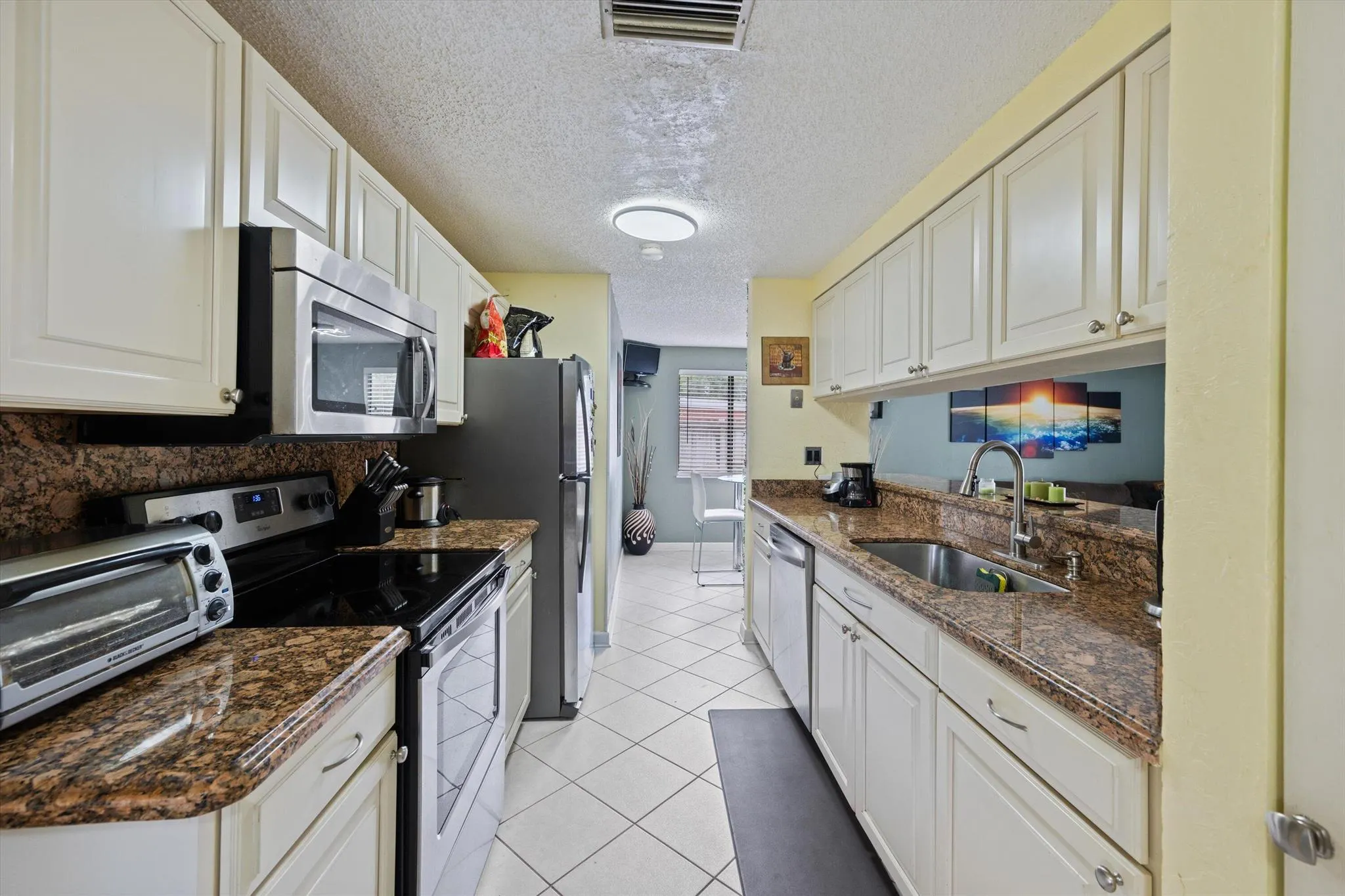 1403 Donwoods Lane