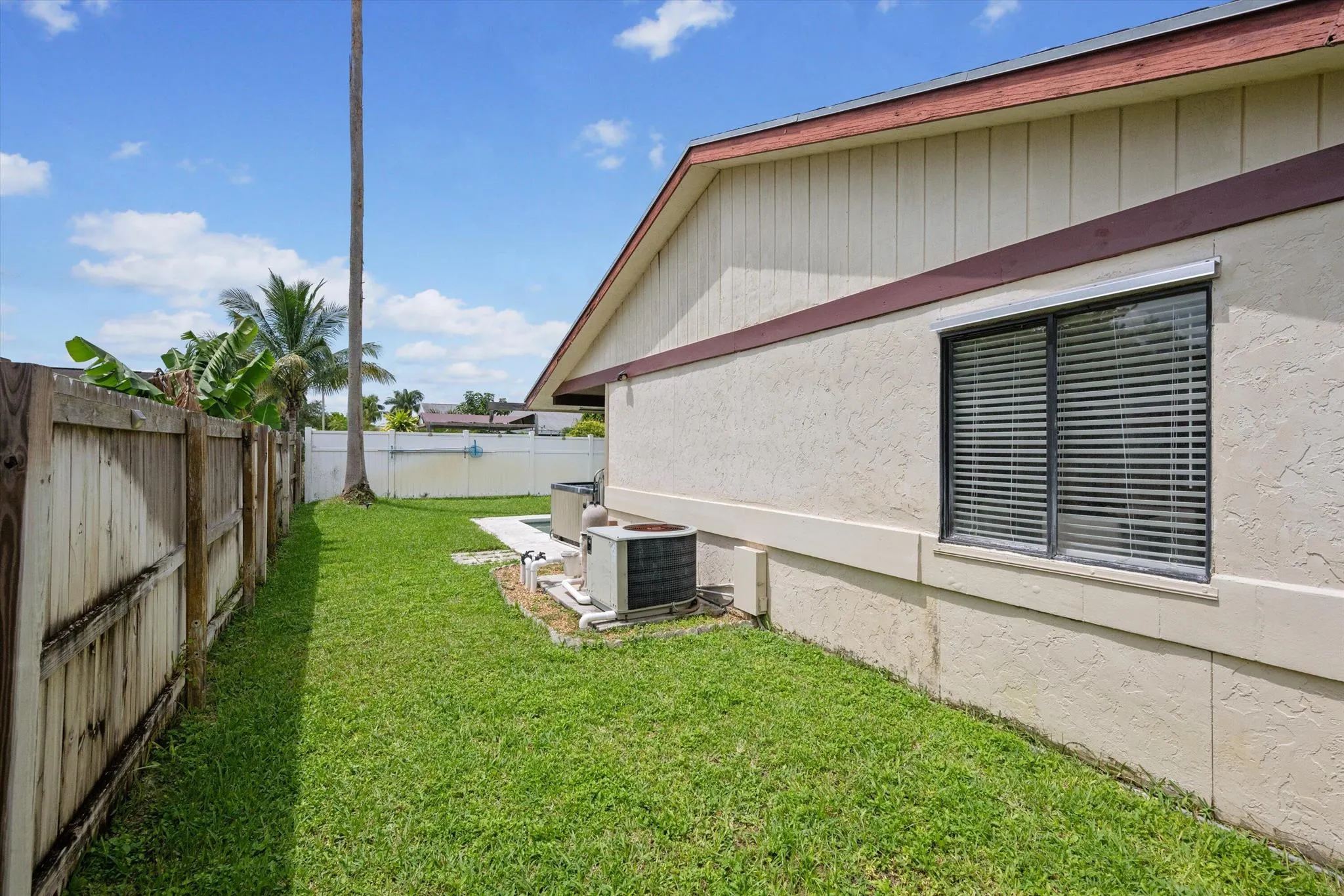 1403 Donwoods Lane