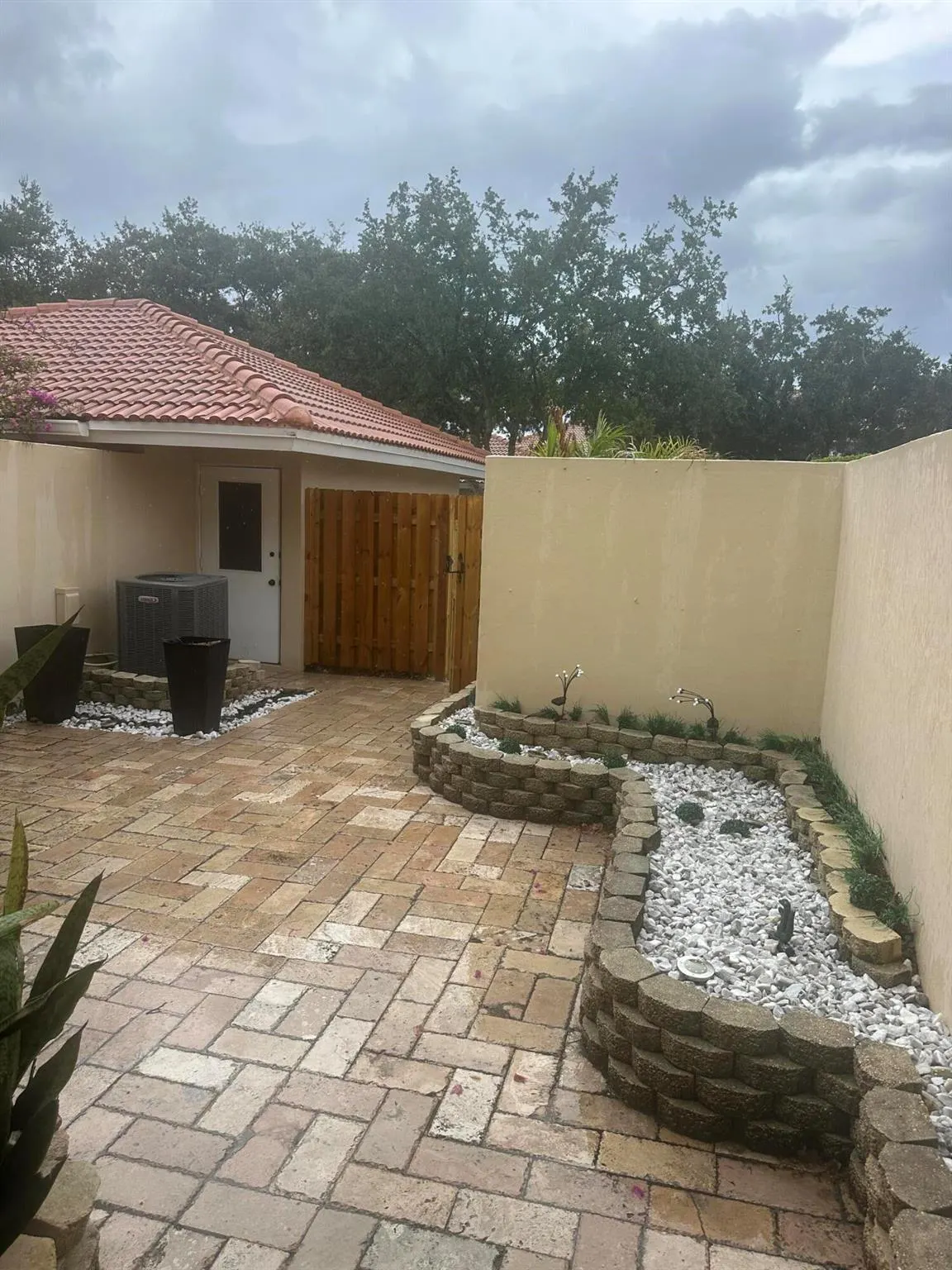 127 Old Meadow Way