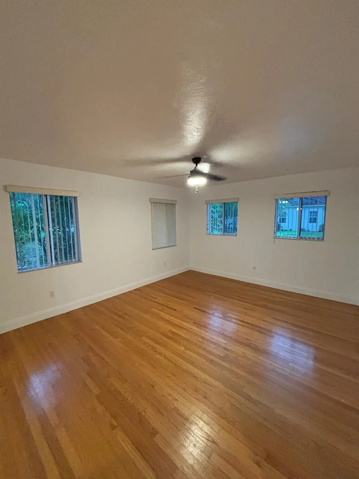 117 SE 4th Avenue
