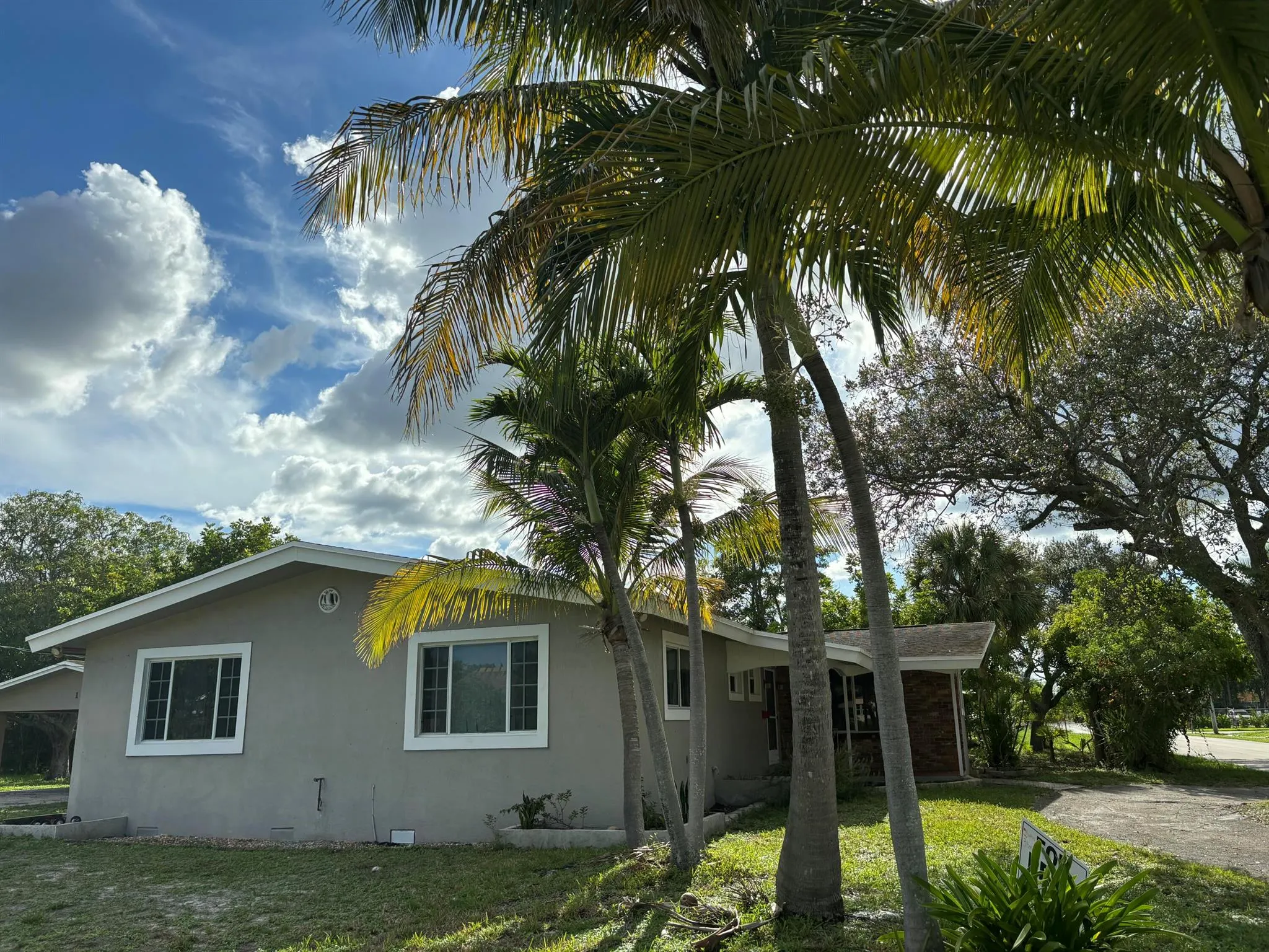 117 SE 4th Avenue