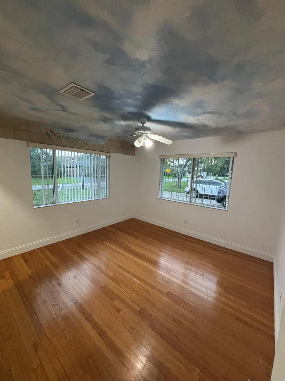 117 SE 4th Avenue